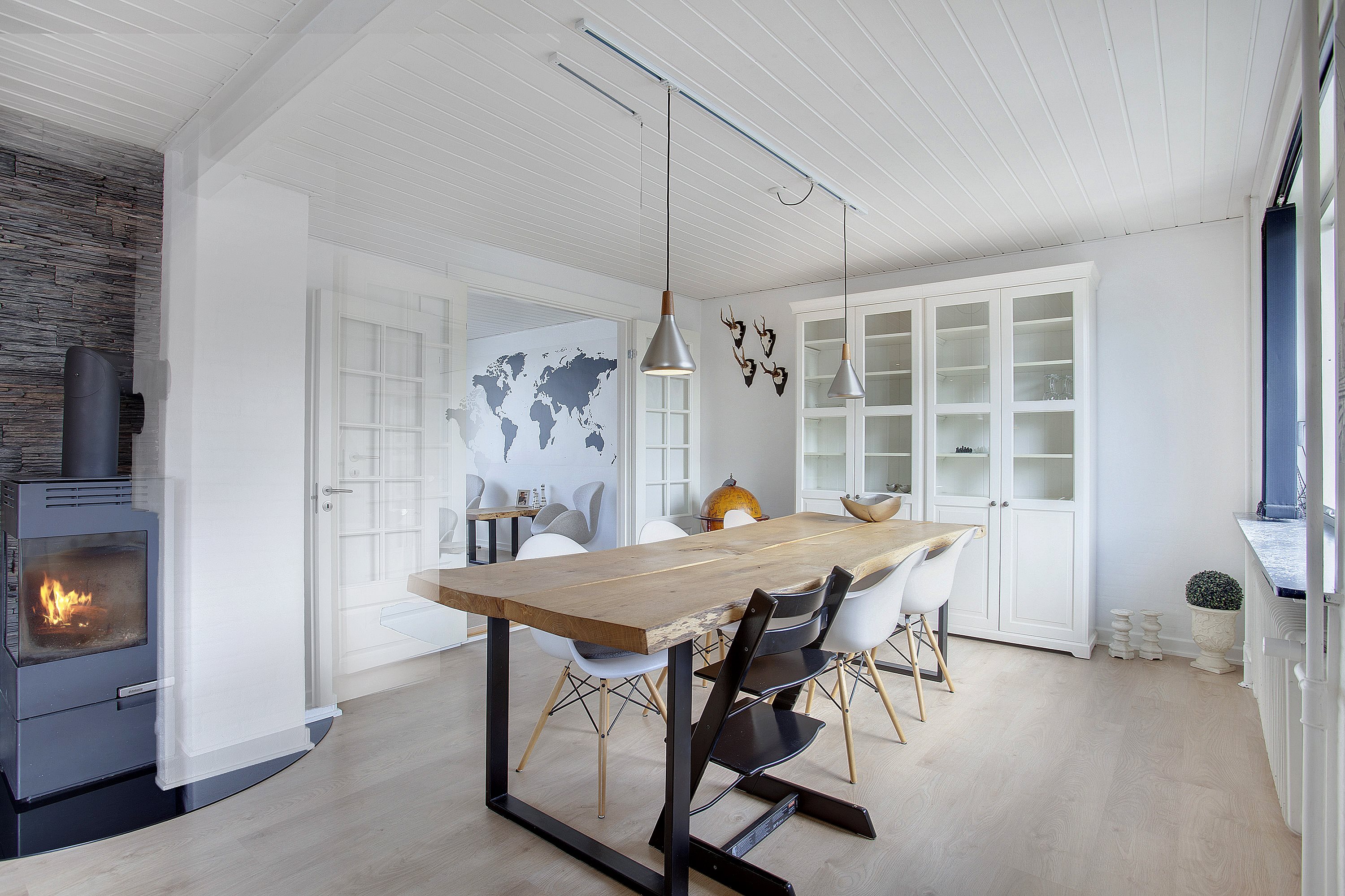 Fremhævet spisestue billede i fuldskærmstilstand. Billede af Frihedsvej 6, 9900 Frederikshavn