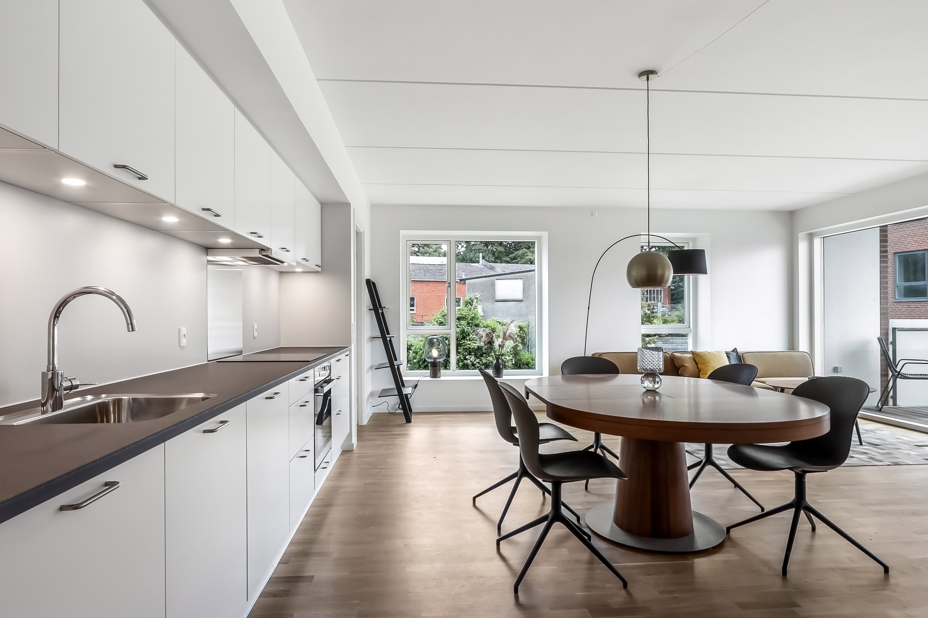 Fremhævet køkken billede i fuldskærmstilstand. Billede af Tekstilgangen 32, 1. 4., 5000 Odense C