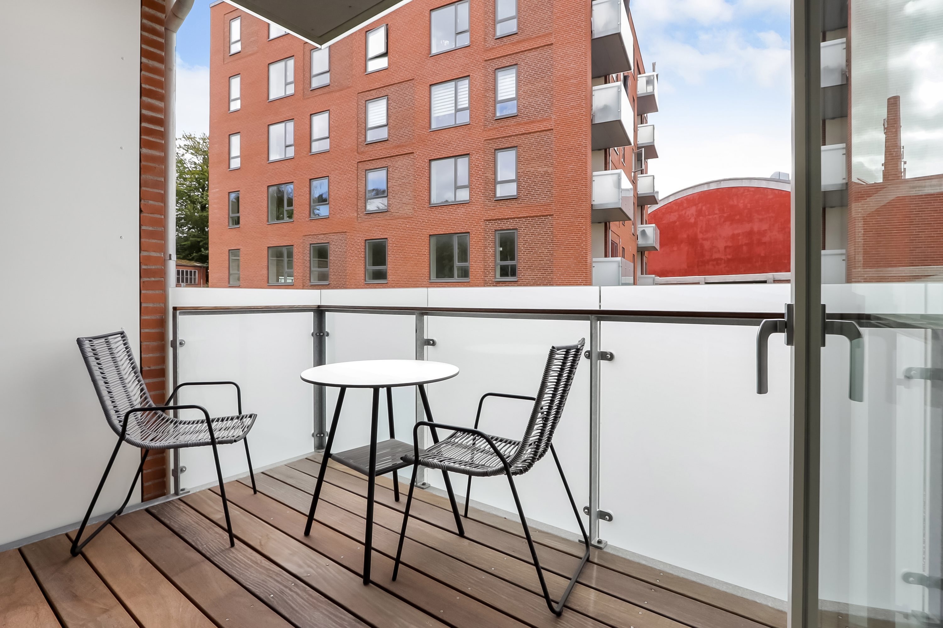 Fremhævet terrasse billede i fuldskærmstilstand. Billede af Tekstilgangen 32, 1. 4., 5000 Odense C