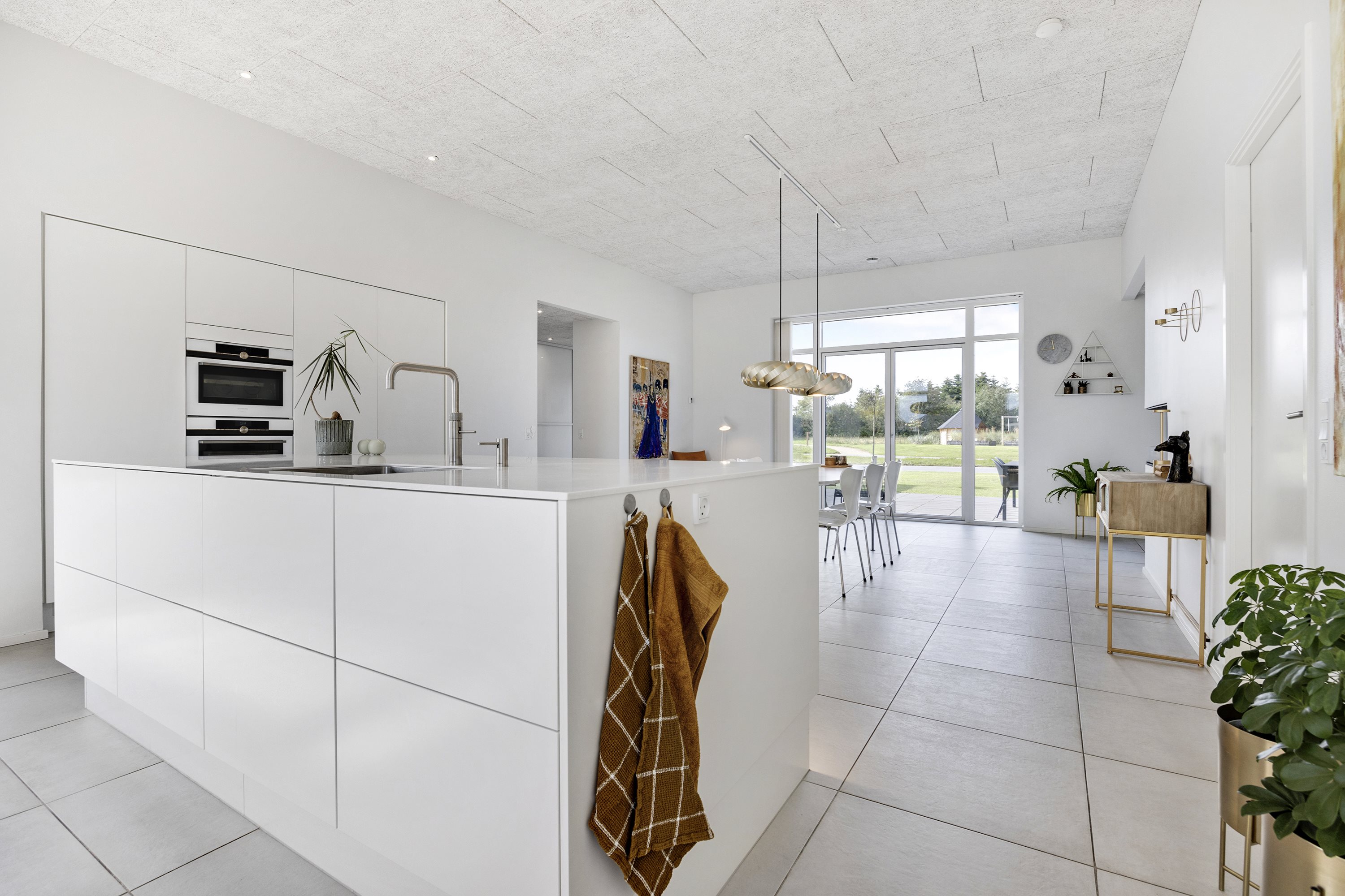 Fremhævet køkken alrum billede i fuldskærmstilstand. Billede af Solskins Alle 14, 9440 Aabybro