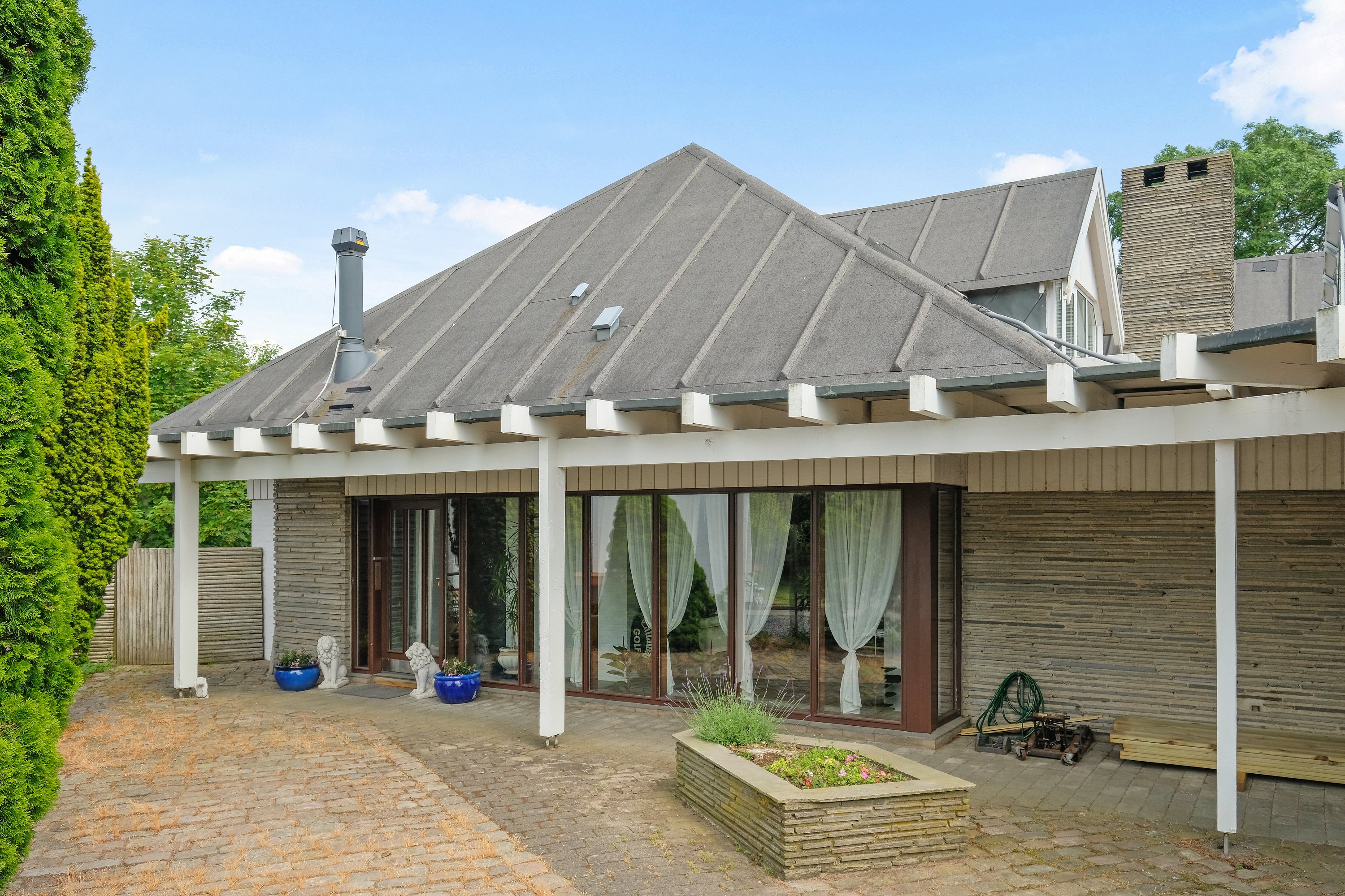 Fremhævet andet billede i fuldskærmstilstand. Billede af Rosenvænget 9, 8722 Hedensted