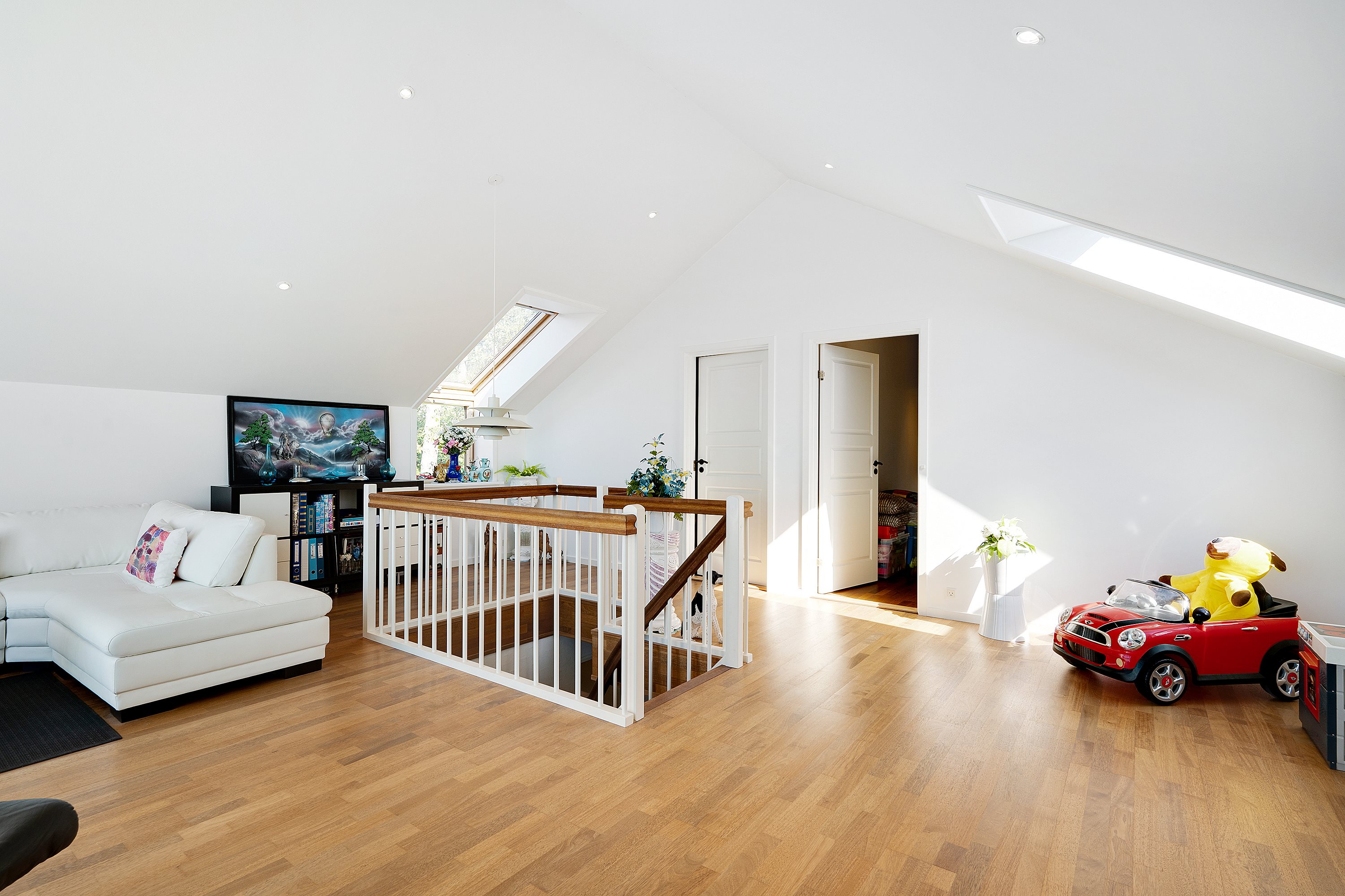 Fremhævet stue billede i fuldskærmstilstand. Billede af Søskrænten 29, Vibæk Strand, 8400 Ebeltoft