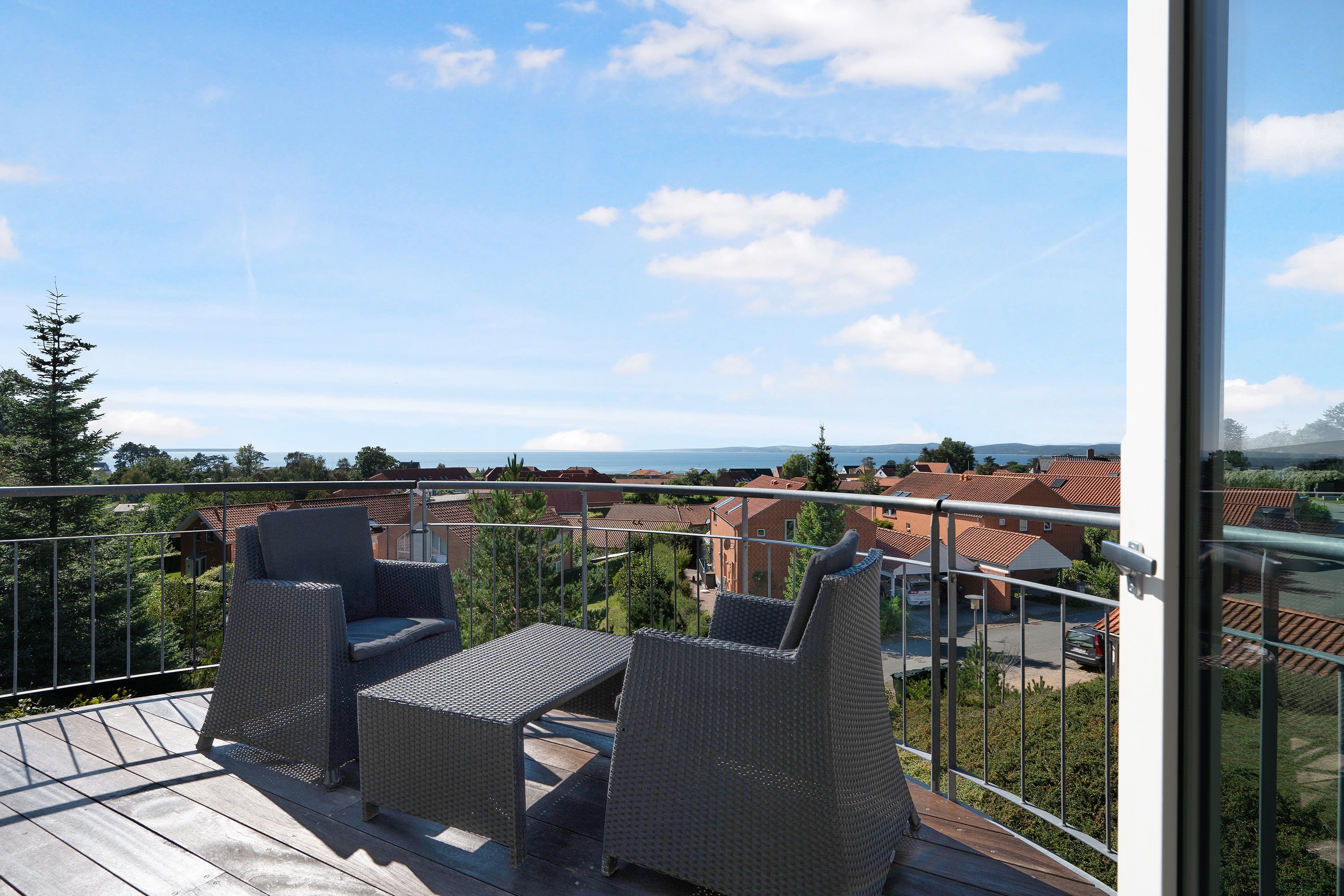 Fremhævet altan billede i fuldskærmstilstand. Billede af Søskrænten 29, Vibæk Strand, 8400 Ebeltoft