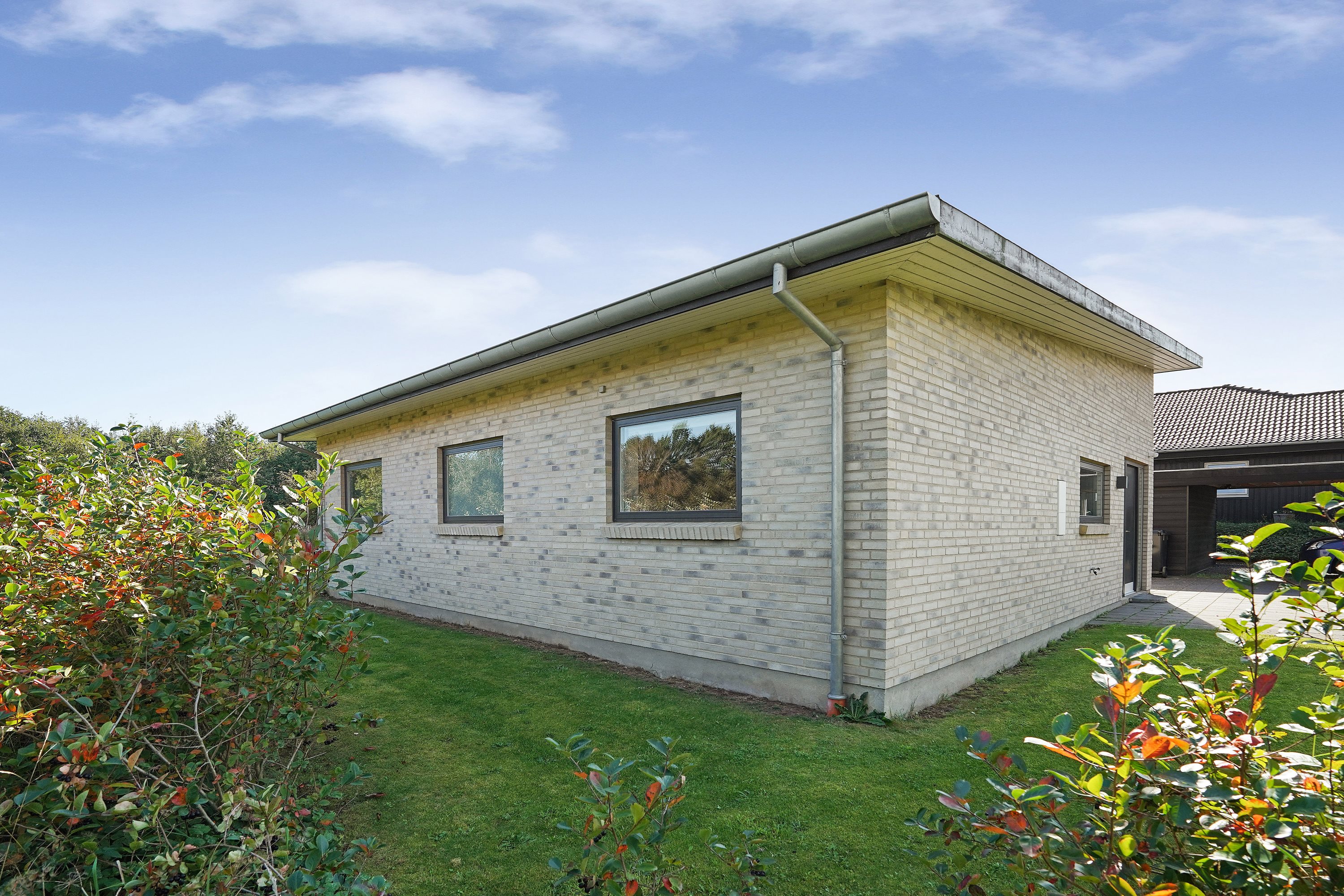 Fremhævet ejendommen billede i fuldskærmstilstand. Billede af Østervænget 20, 7300 Jelling