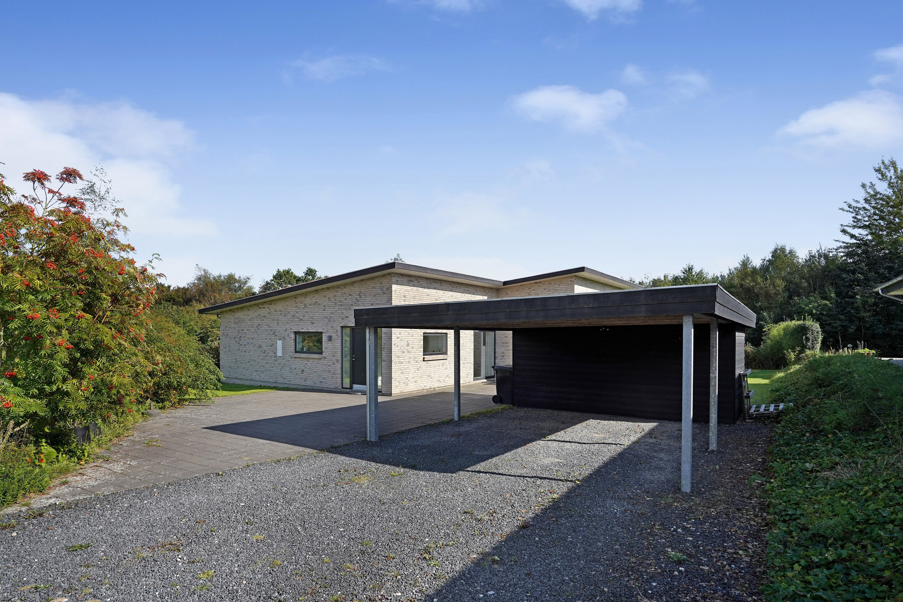 Fremhævet ejendommen billede i fuldskærmstilstand. Billede af Østervænget 20, 7300 Jelling