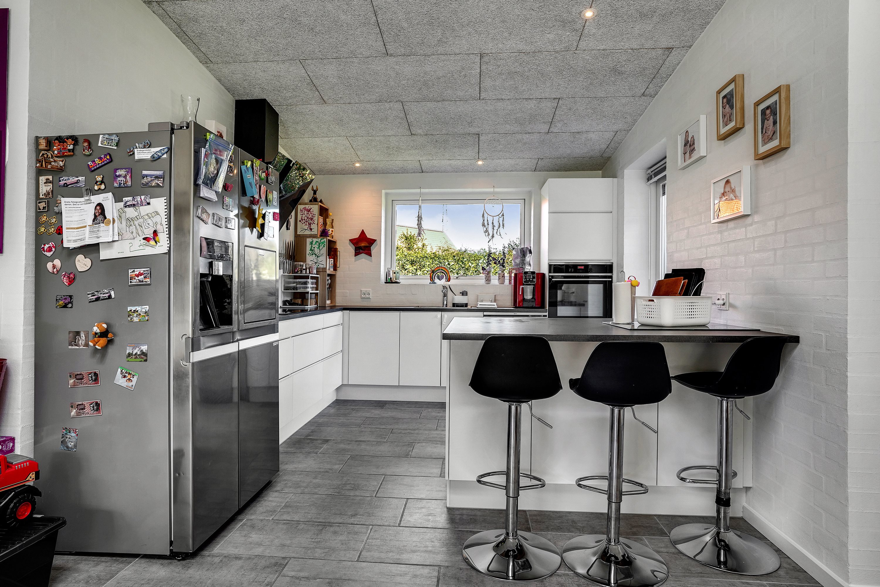 Fremhævet køkken billede i fuldskærmstilstand. Billede af Østervænget 20, 7300 Jelling