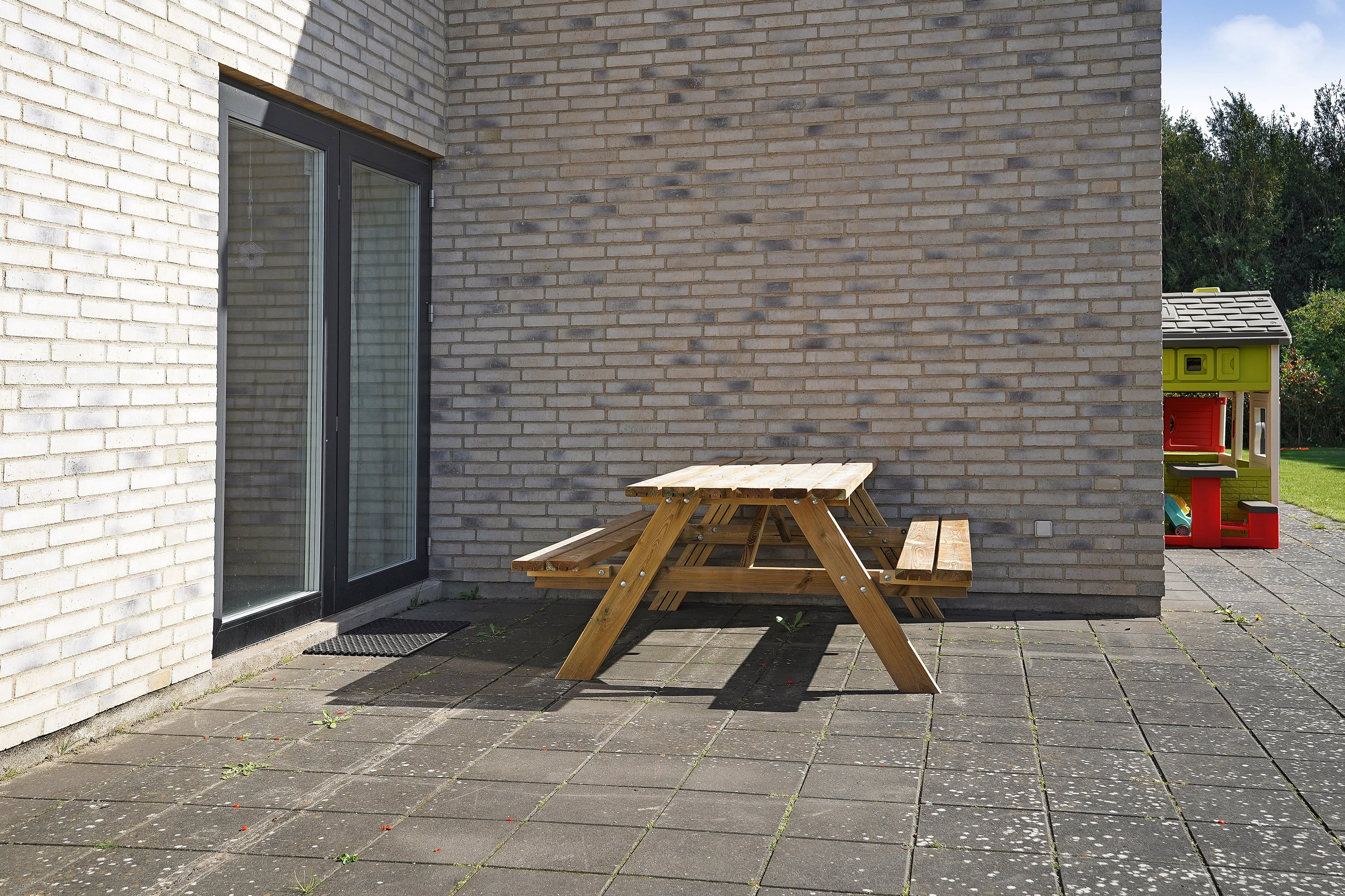 Fremhævet terrasse billede i fuldskærmstilstand. Billede af Østervænget 20, 7300 Jelling