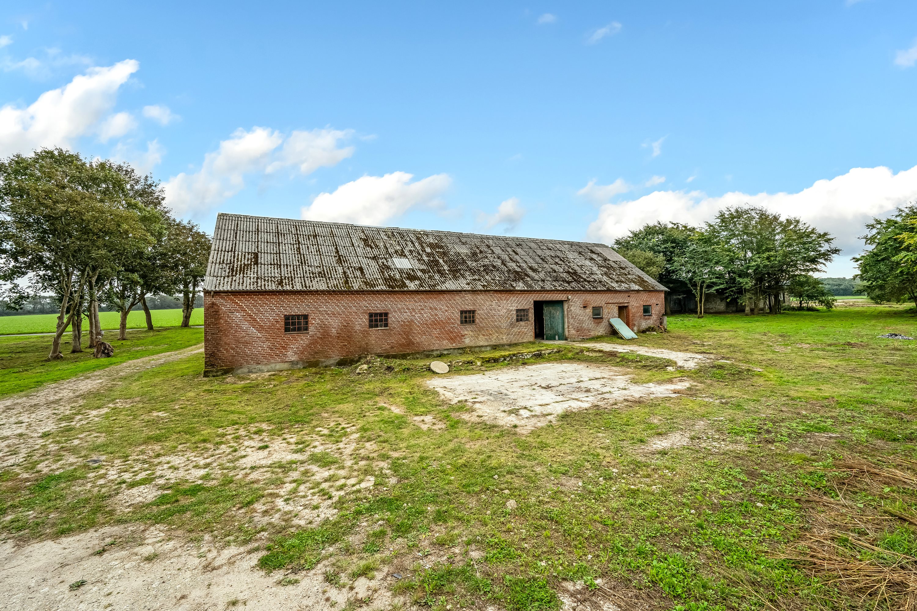 Fremhævet facade billede i fuldskærmstilstand. Billede af Birkelundvej 2, Vorgod Ø, 6920 Videbæk