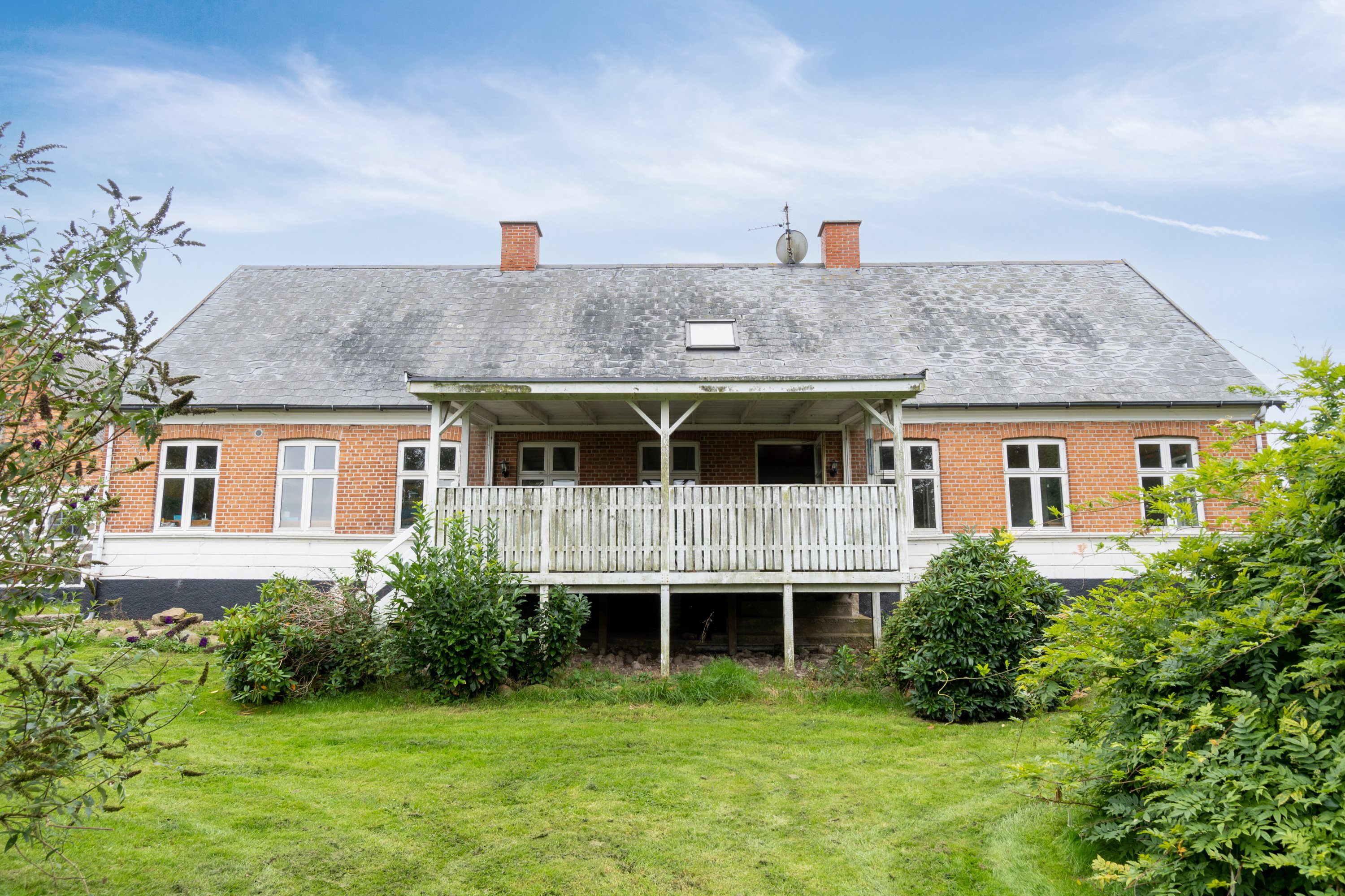 Fremhævet set fra haven billede i fuldskærmstilstand. Billede af Egebjergvej 241, Lestrup, 4500 Nykøbing Sj