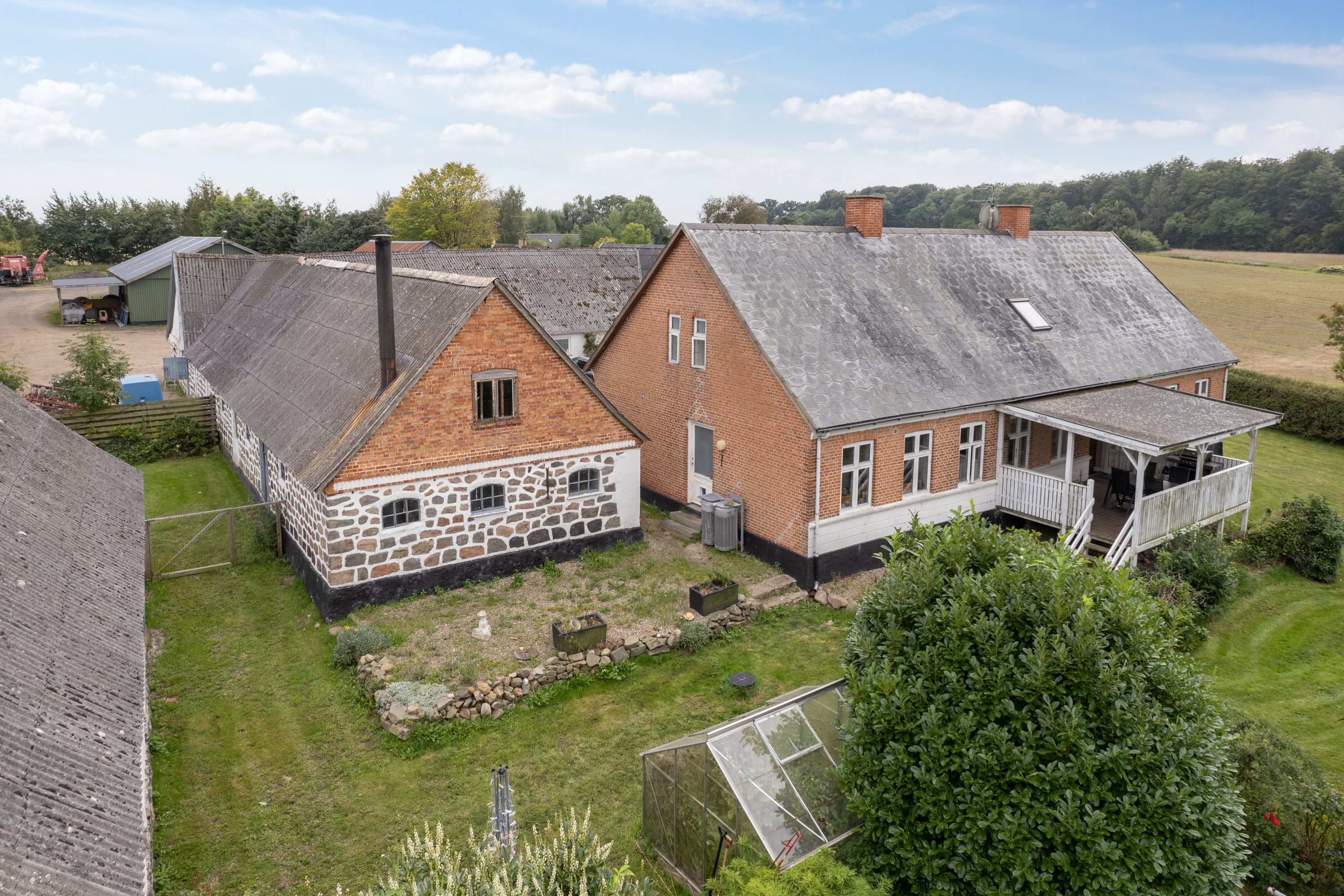 Miniaturebillede 1: set fra vejen. Billede af Egebjergvej 241, Lestrup, 4500 Nykøbing Sj