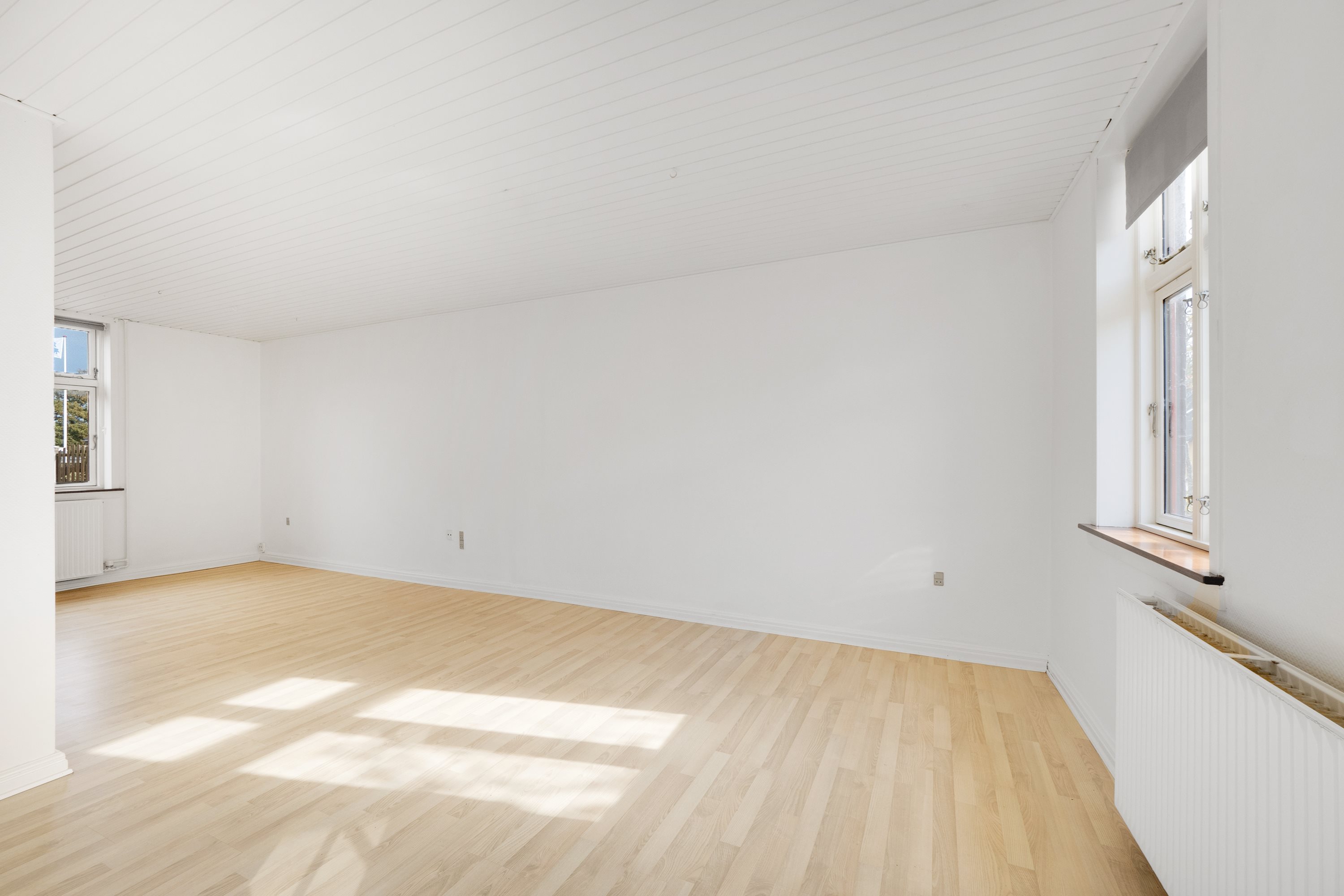 Fremhævet stue billede i fuldskærmstilstand. Billede af Nørrebro 72, 7900 Nykøbing M