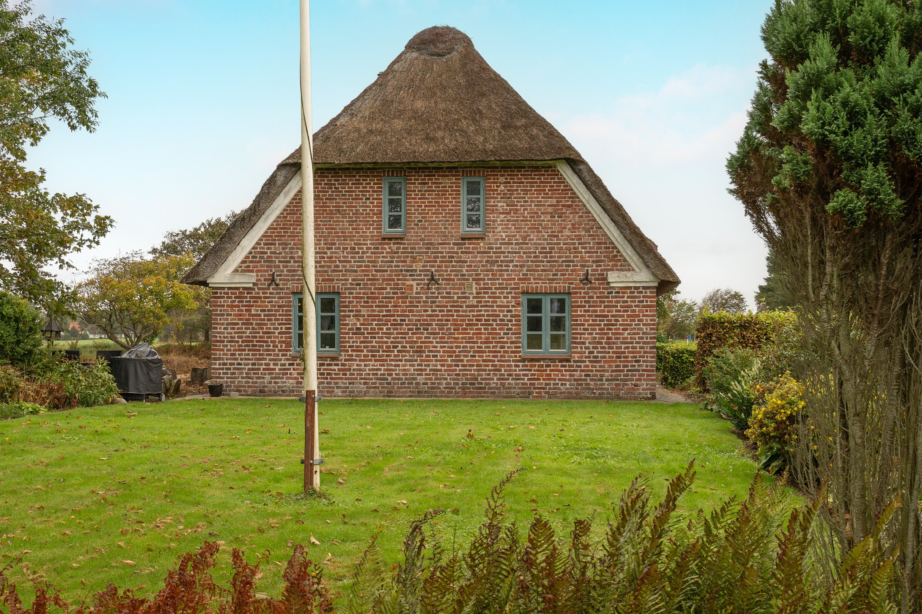 Fremhævet ejendommen billede i fuldskærmstilstand. Billede af Åkirkevej 40, 6851 Janderup Vestj