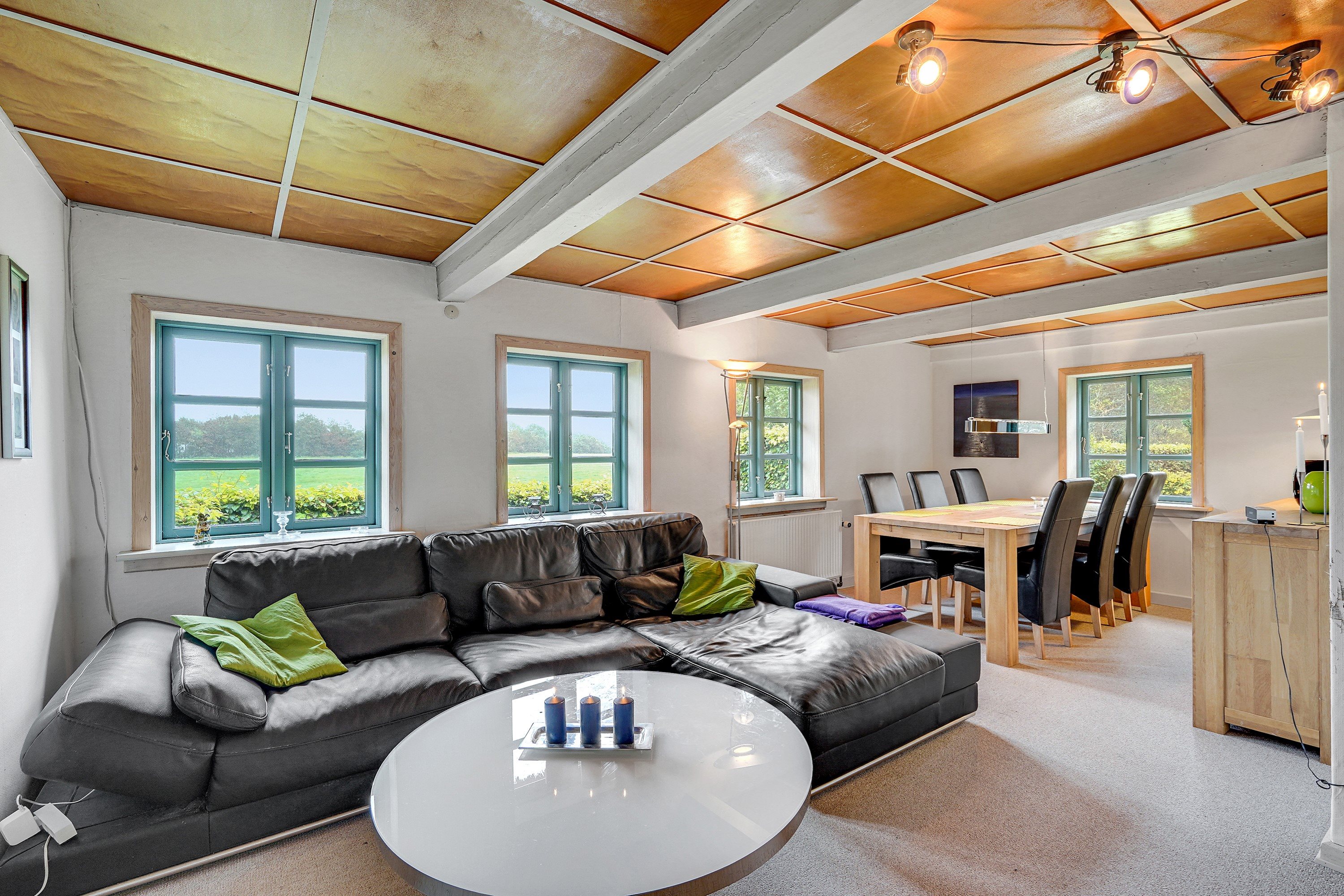 Fremhævet stue billede i fuldskærmstilstand. Billede af Åkirkevej 40, 6851 Janderup Vestj