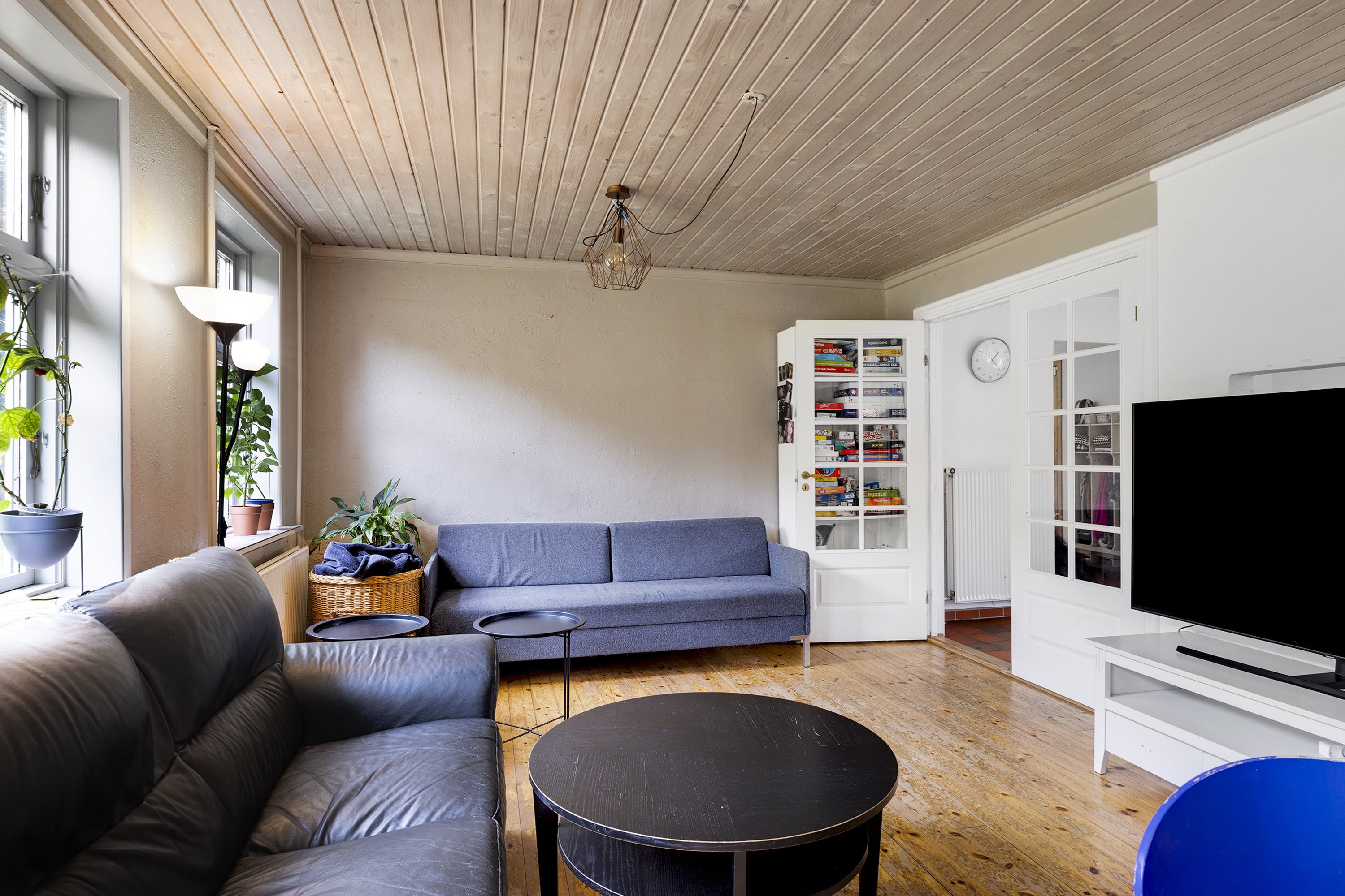 Fremhævet stue billede i fuldskærmstilstand. Billede af Ribevej 34, Egebæk, 6760 Ribe