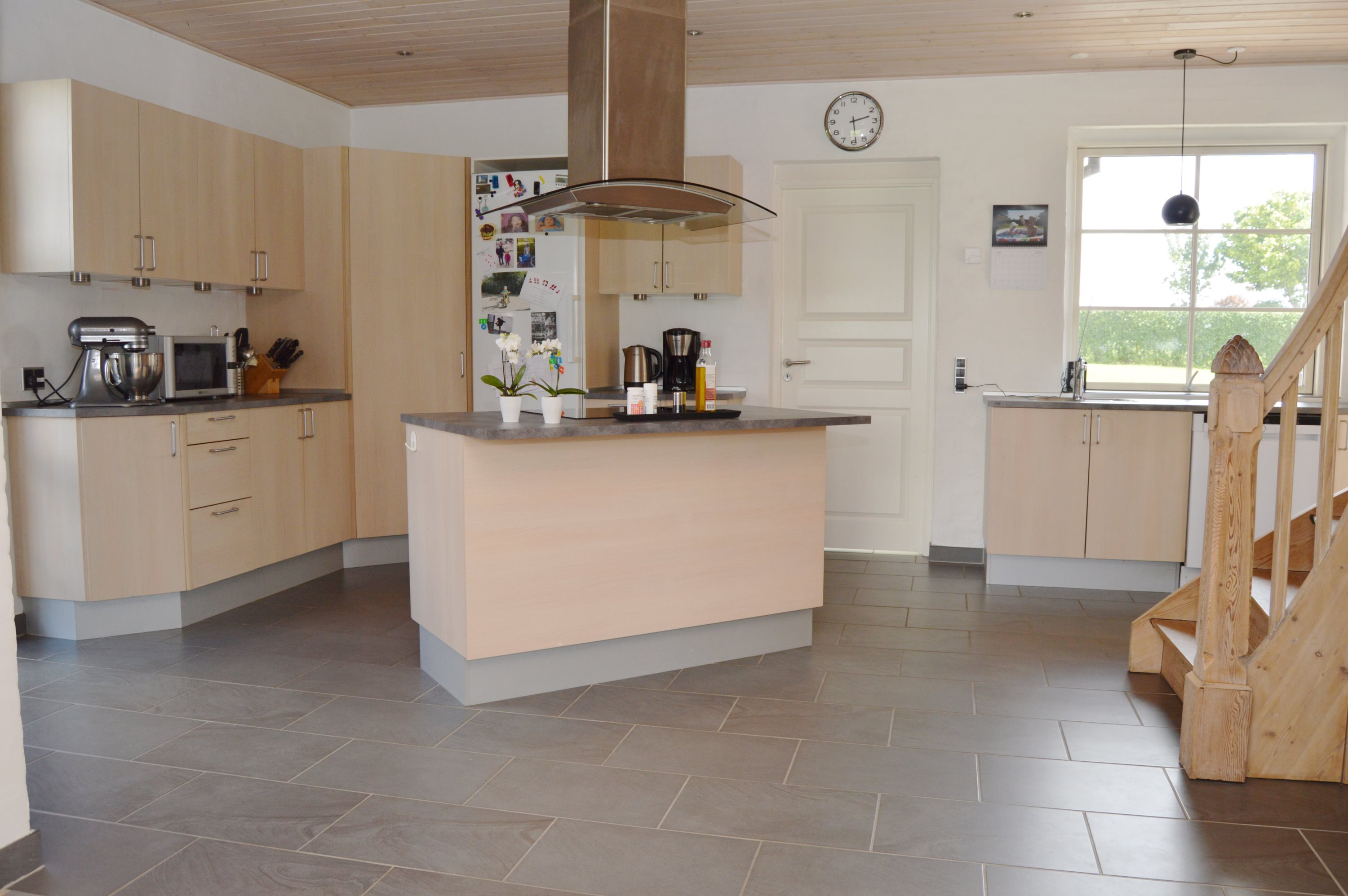 Fremhævet køkken billede i fuldskærmstilstand. Billede af Sæddingvej 10, Rækker Mølle, 6900 Skjern