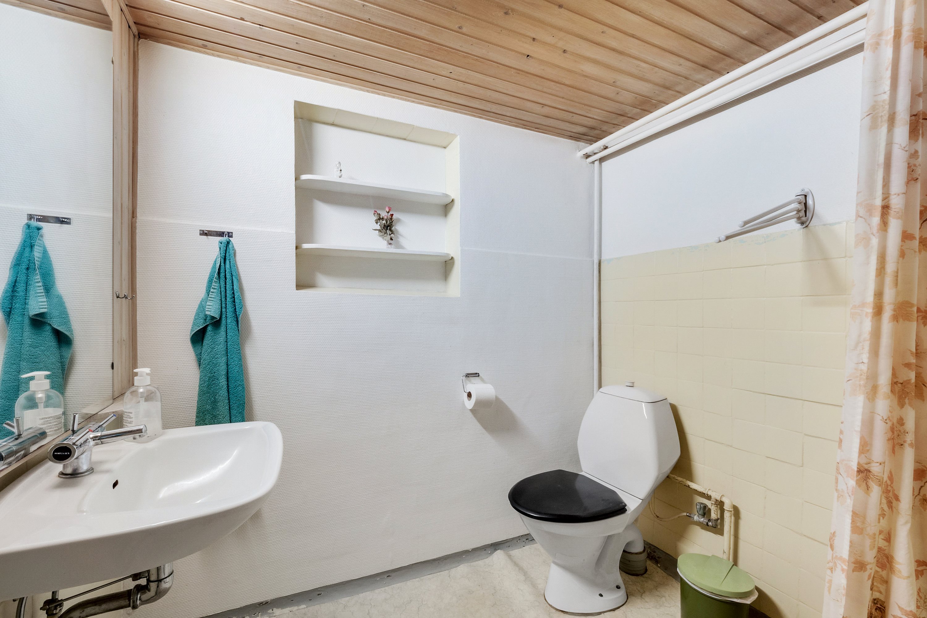 Fremhævet badeværelse billede i fuldskærmstilstand. Billede af Klitmøllervej 17, Ø. Vandet, 7700 Thisted