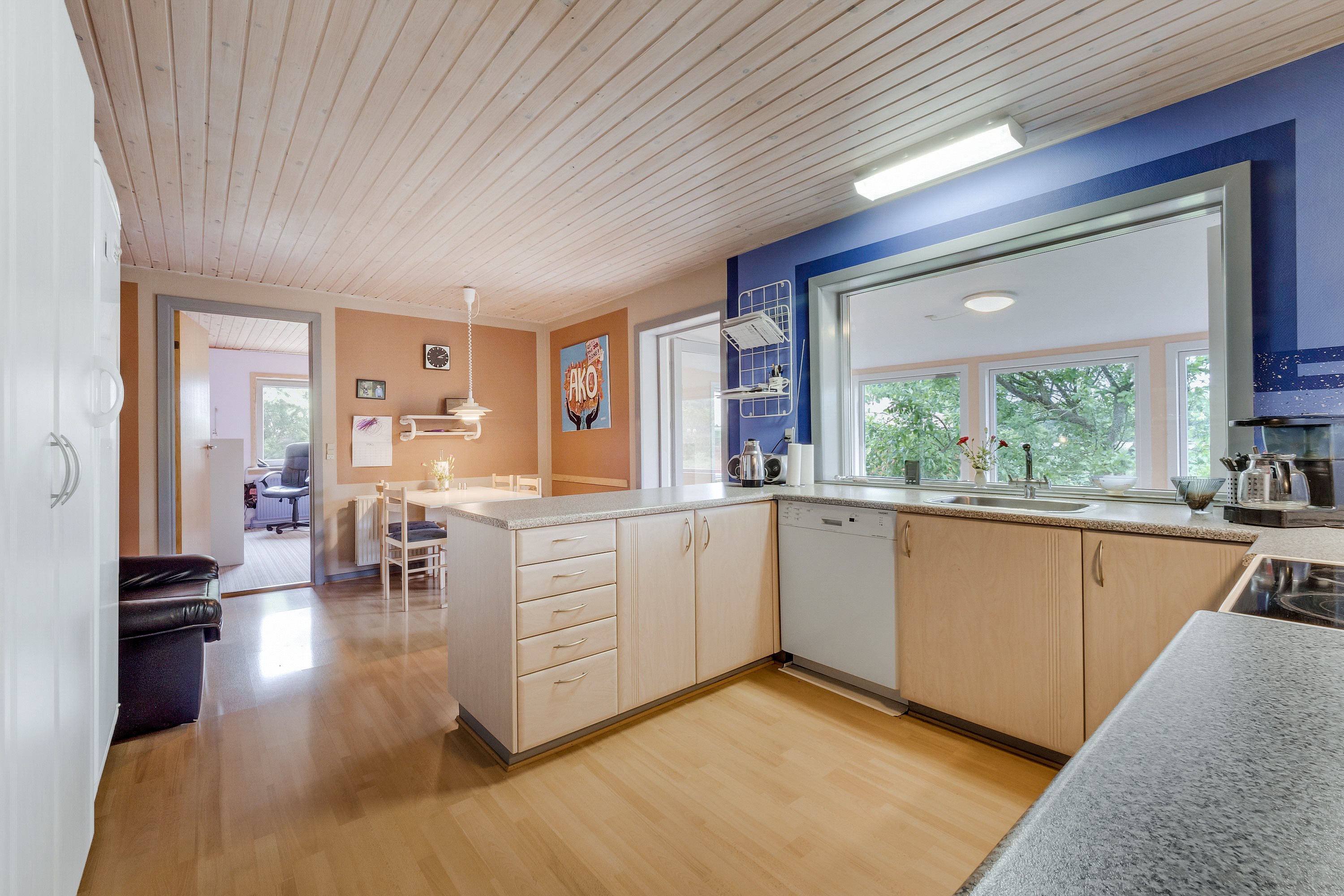 Fremhævet køkken billede i fuldskærmstilstand. Billede af Klitmøllervej 17, Ø. Vandet, 7700 Thisted