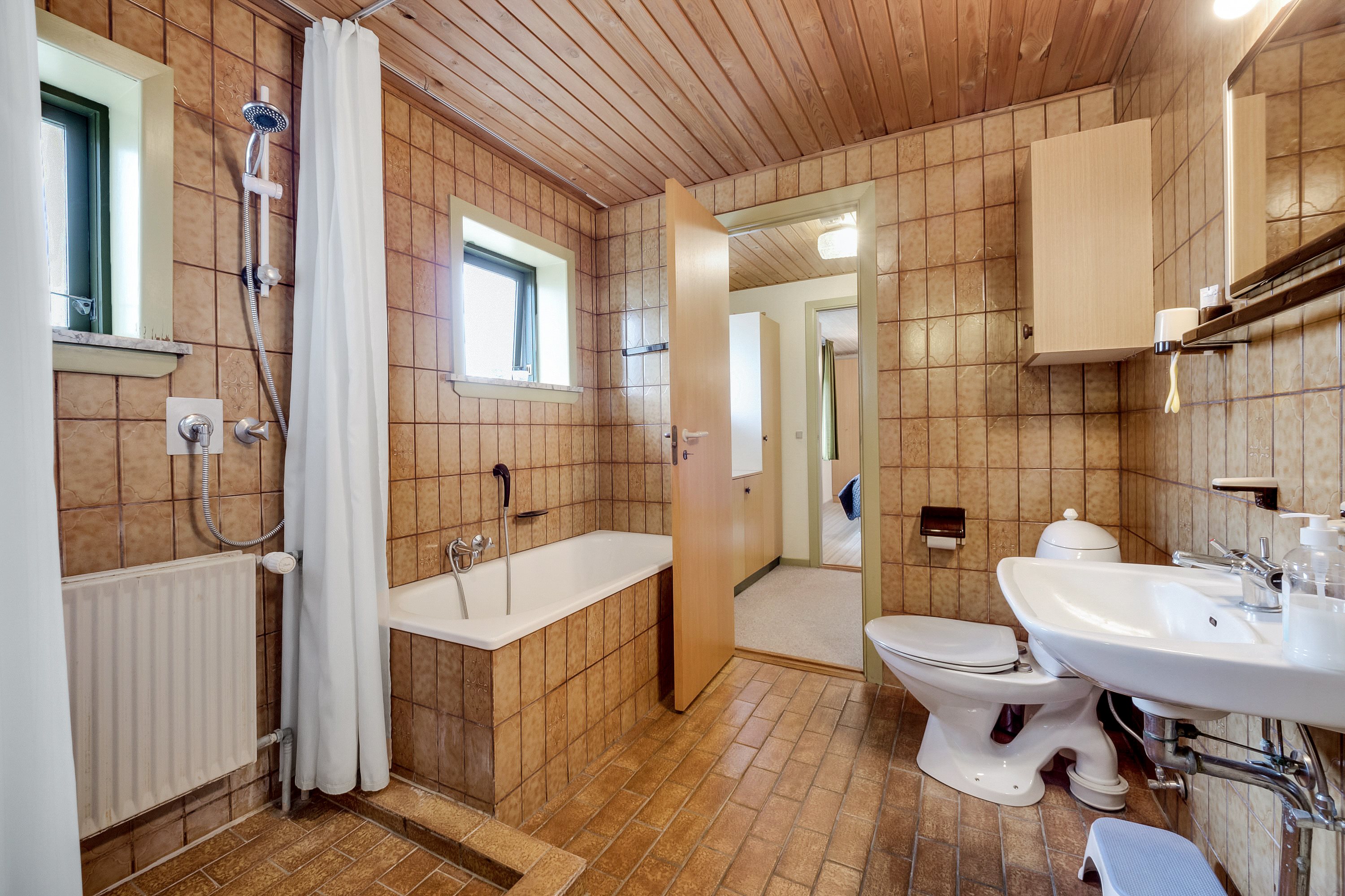 Fremhævet badeværelse billede i fuldskærmstilstand. Billede af Klitmøllervej 17, Ø. Vandet, 7700 Thisted