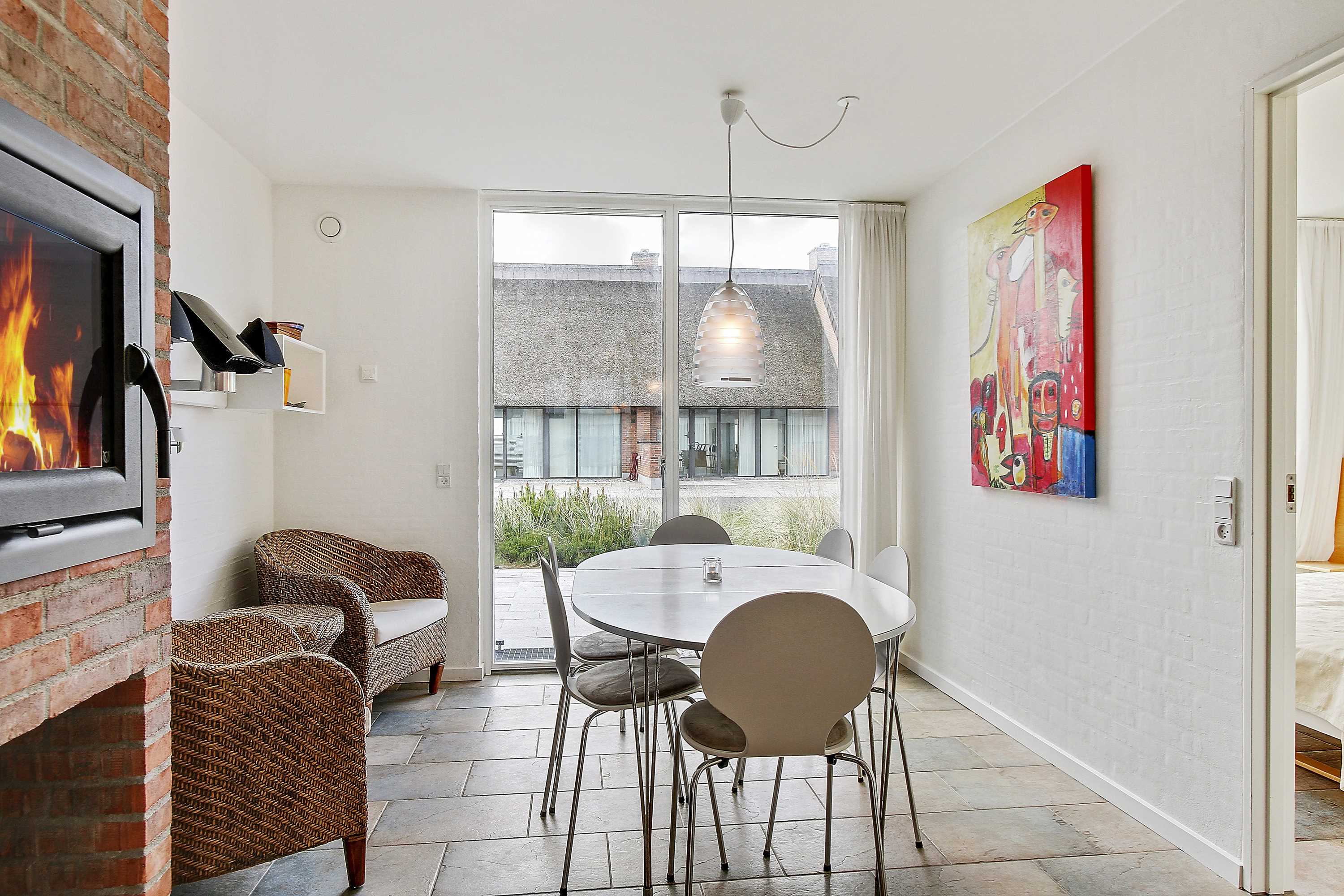 Fremhævet spisestue billede i fuldskærmstilstand. Billede af Gulirisvej 49, Havneby, 6792 Rømø