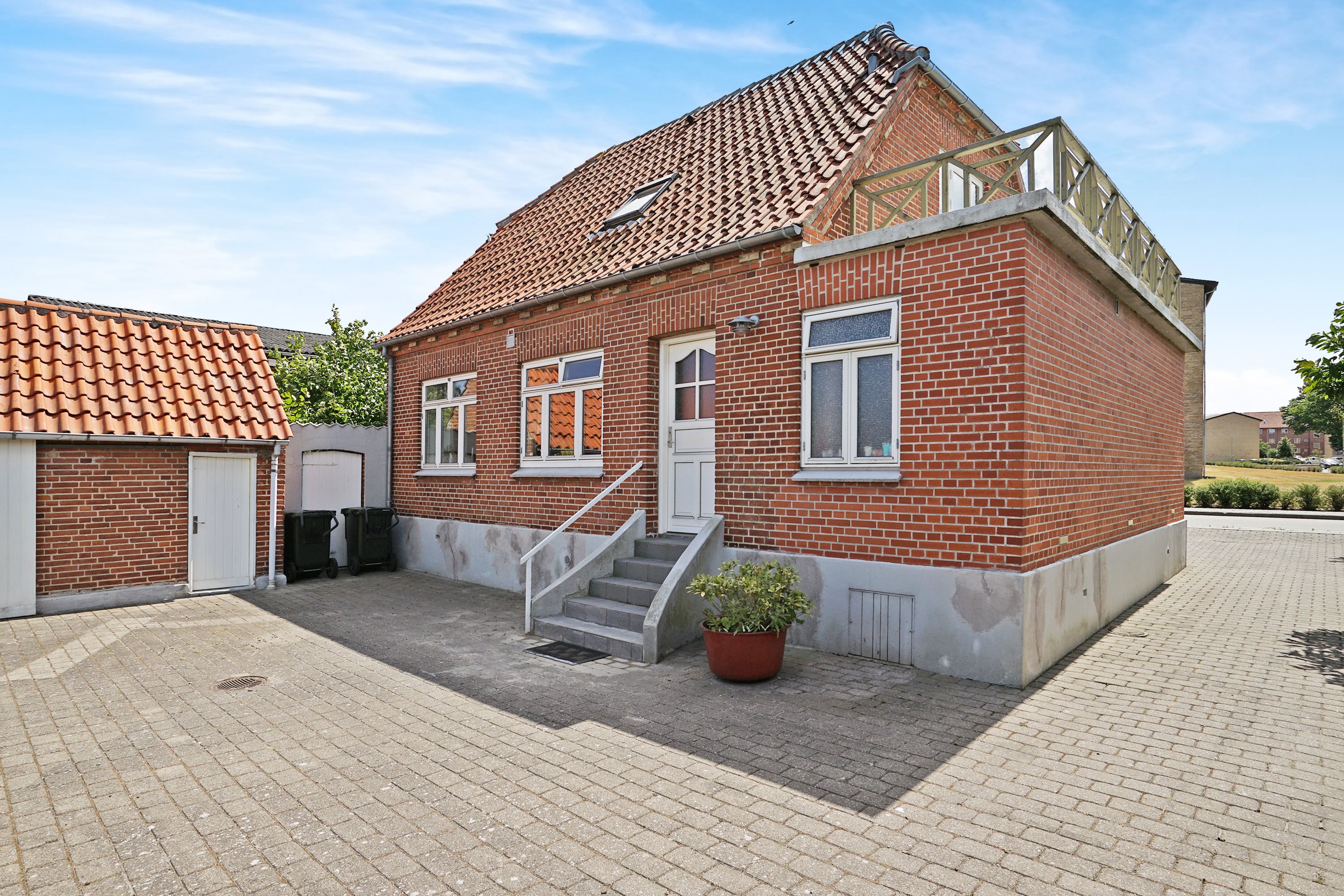 Fremhævet ejendom 1 billede i fuldskærmstilstand. Billede af Klostervej 15, 8500 Grenaa