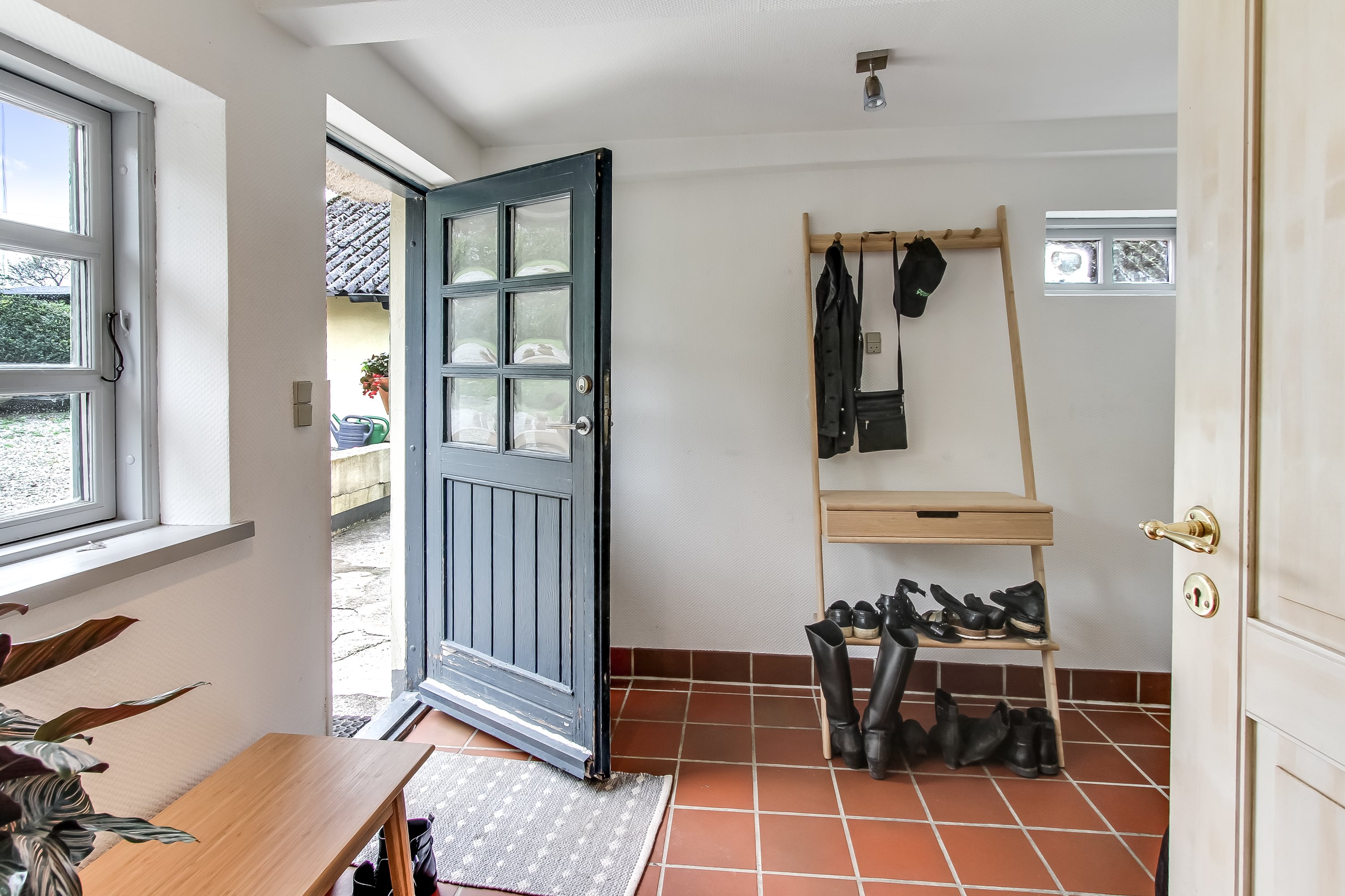 Miniaturebillede 1: entré. Billede af Spentrupvej 19, Hald, 8983 Gjerlev J