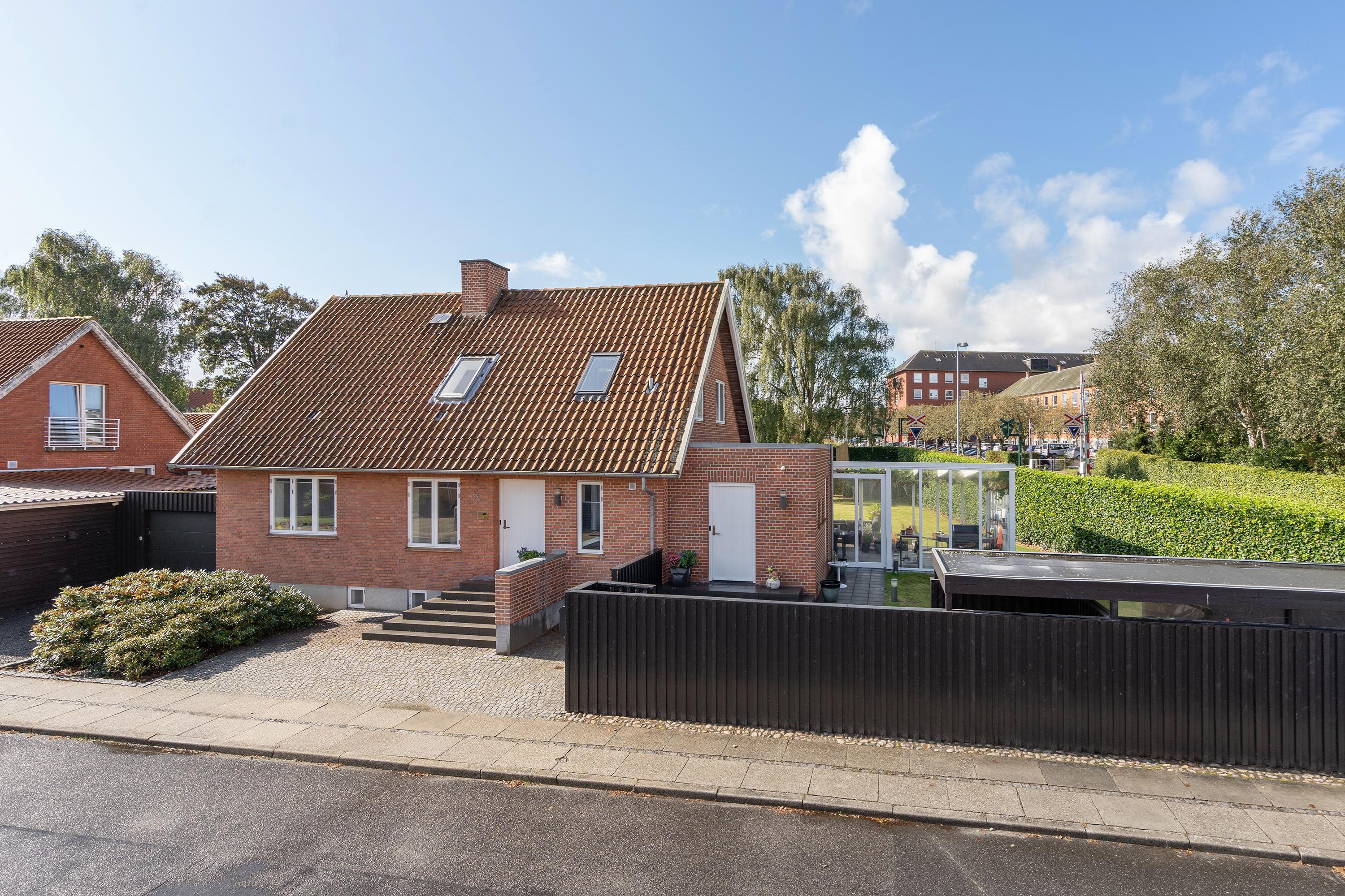 Fremhævet ejendommen billede i fuldskærmstilstand. Billede af Brendstrupsvej 33, 6800 Varde