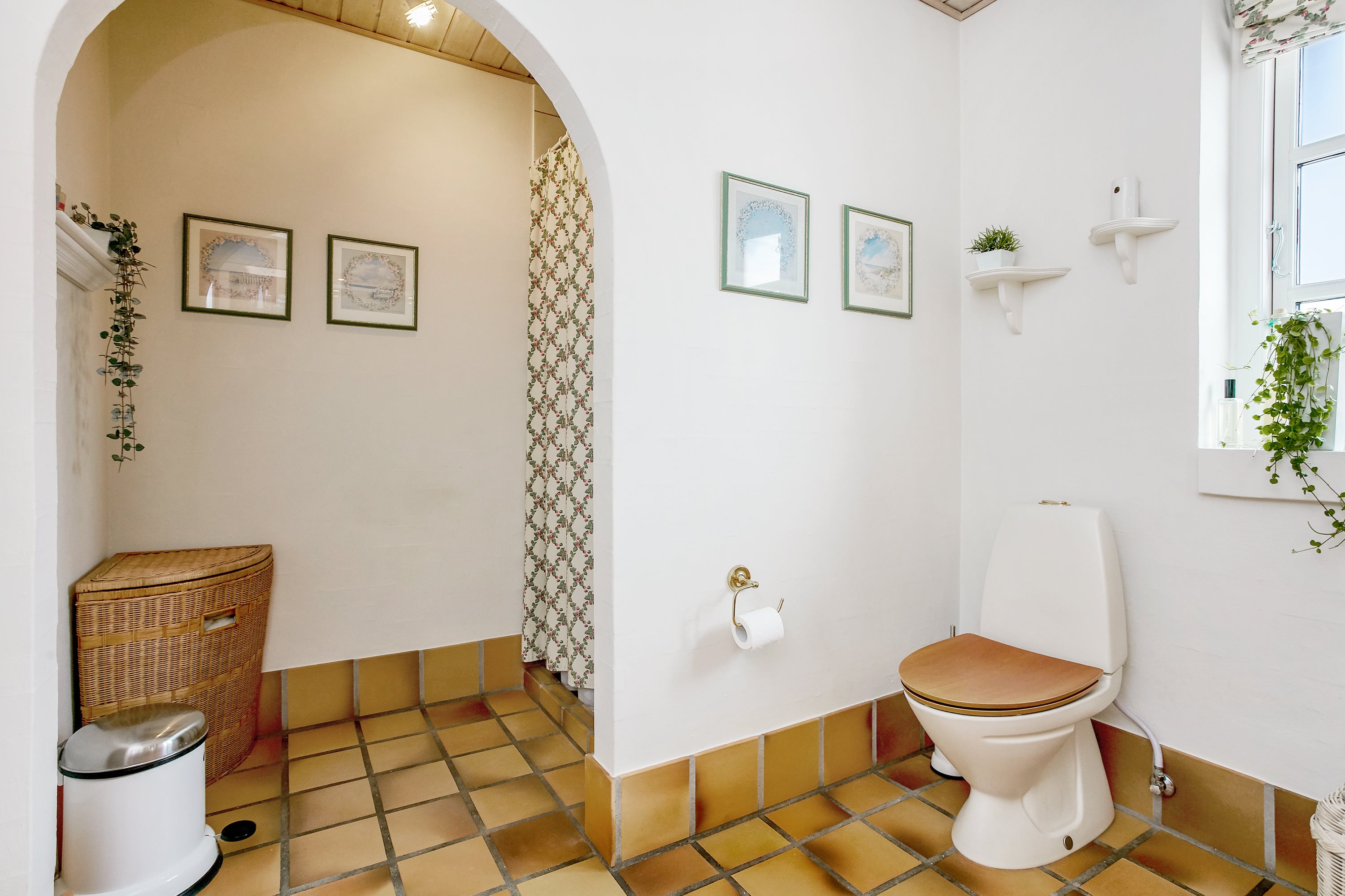 Fremhævet badeværelse billede i fuldskærmstilstand. Billede af Snaptunvej 33A, Snaptun, 7130 Juelsminde