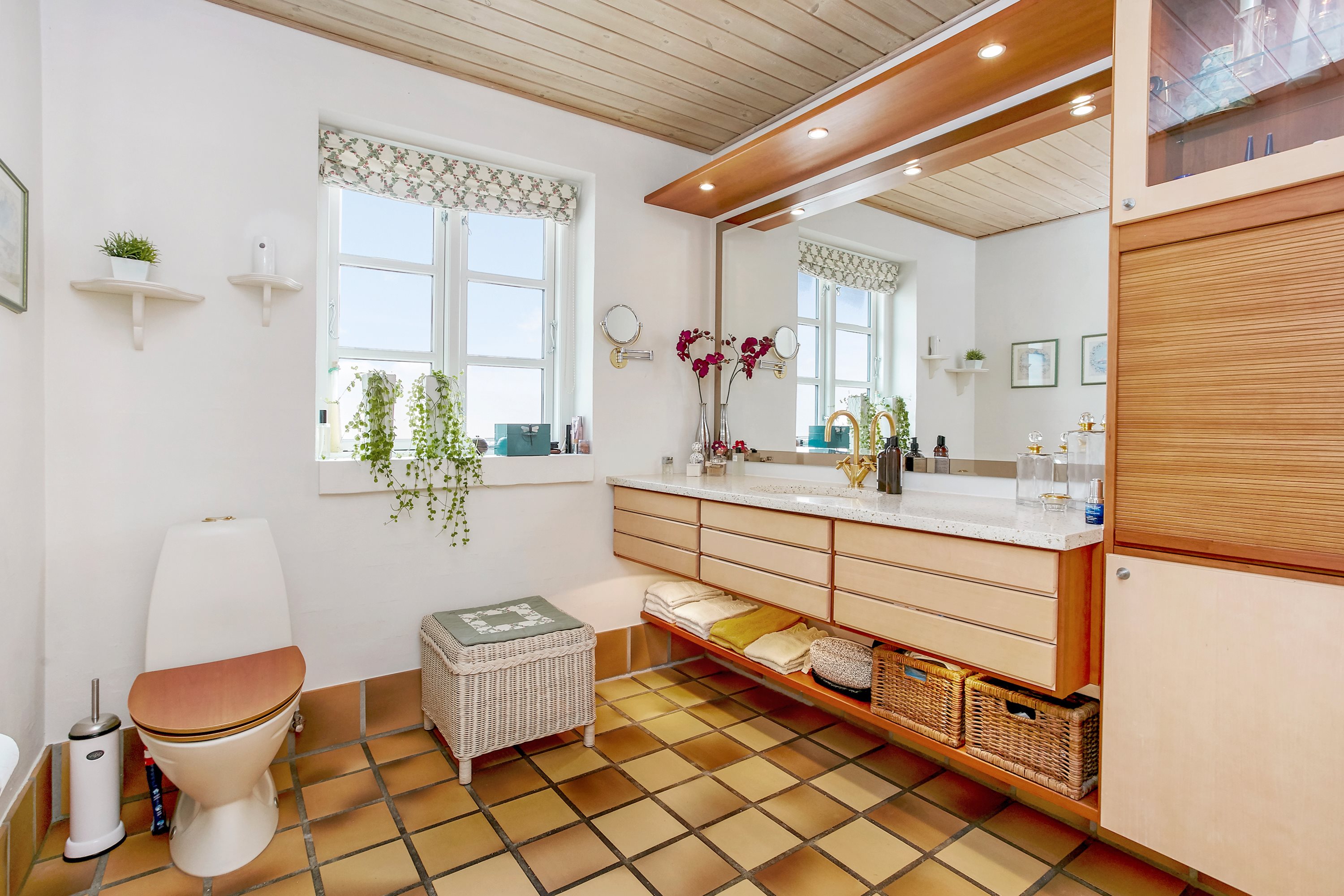 Fremhævet badeværelse billede i fuldskærmstilstand. Billede af Snaptunvej 33A, Snaptun, 7130 Juelsminde