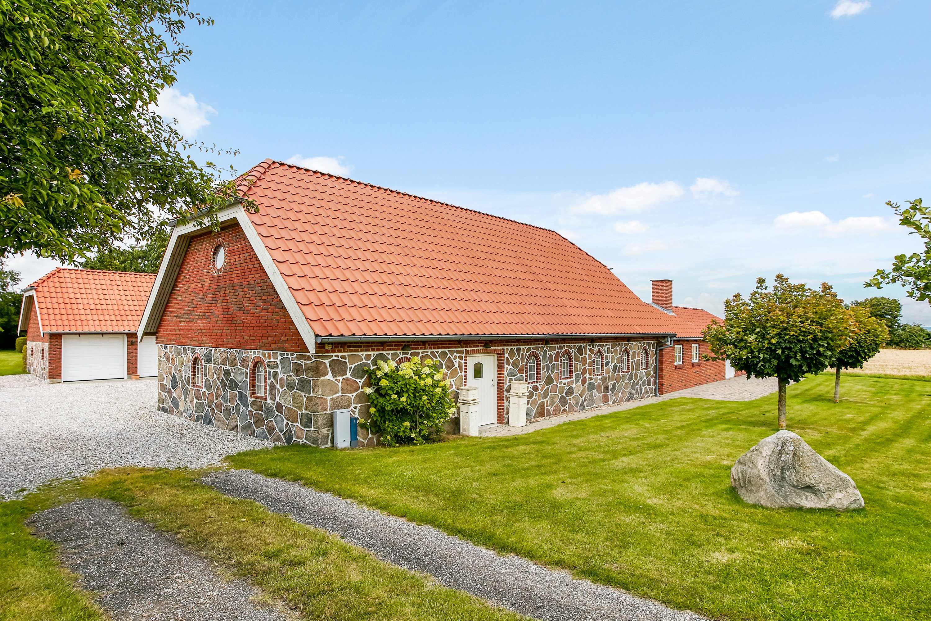 Fremhævet ejendommen billede i fuldskærmstilstand. Billede af Snaptunvej 33A, Snaptun, 7130 Juelsminde