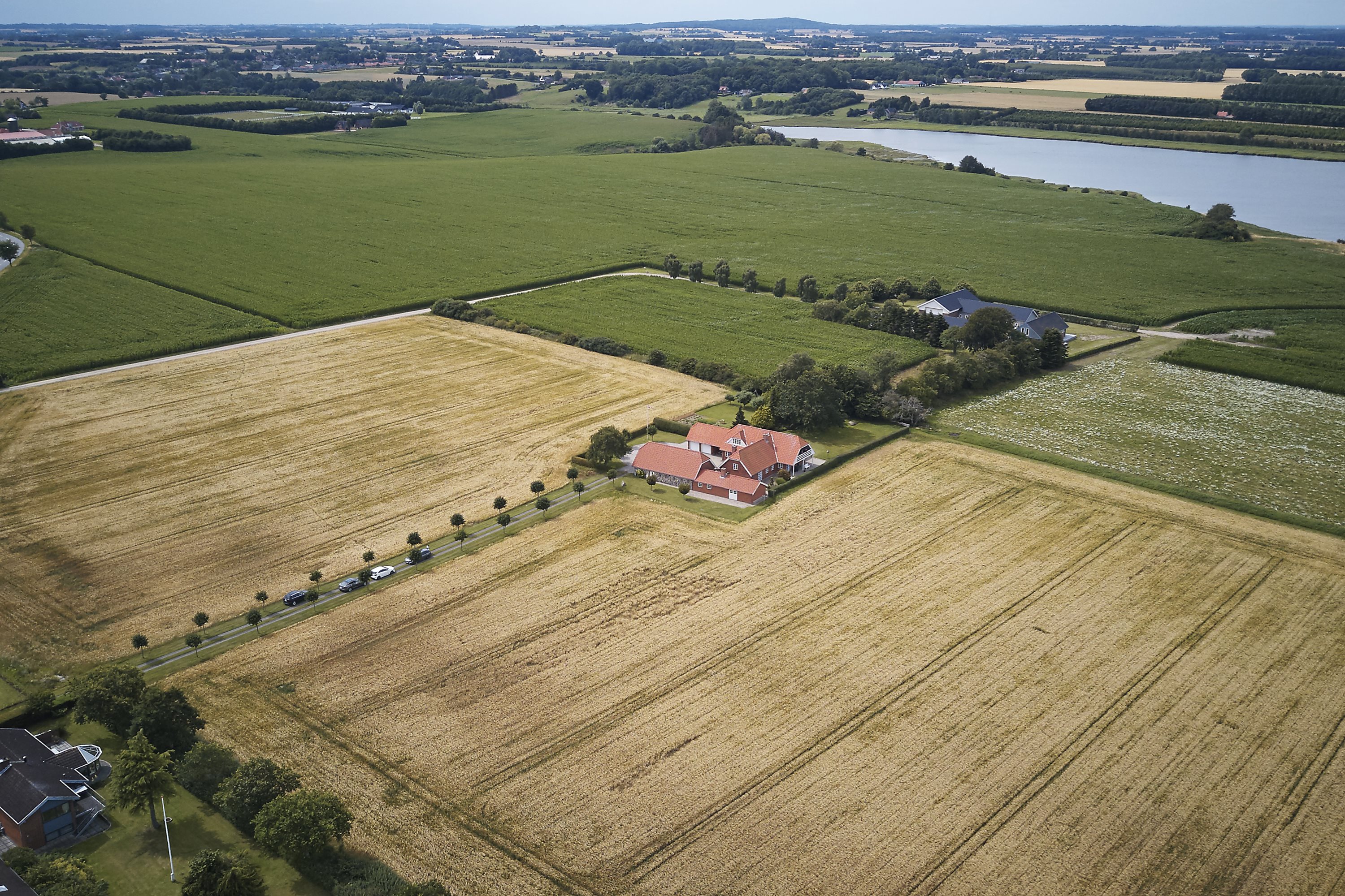 Fremhævet luftfoto billede i fuldskærmstilstand. Billede af Snaptunvej 33A, Snaptun, 7130 Juelsminde