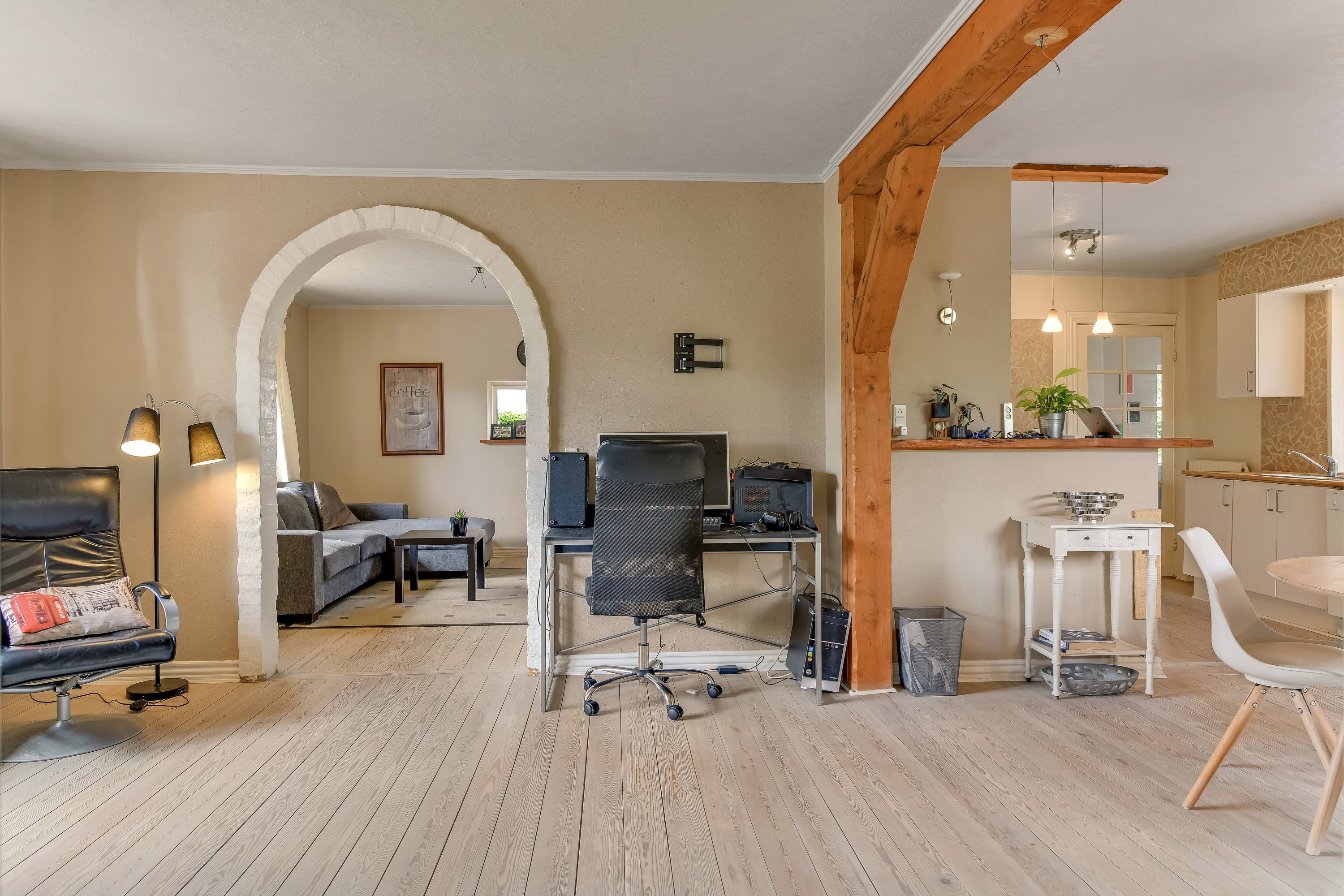 Fremhævet stue billede i fuldskærmstilstand. Billede af Østergade 13, 6623 Vorbasse