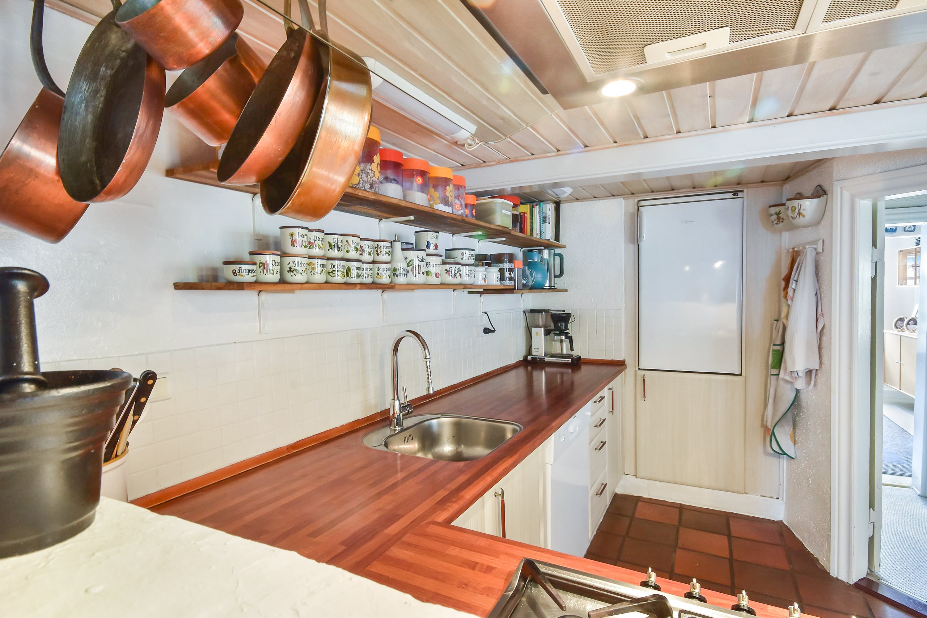 Fremhævet køkken billede i fuldskærmstilstand. Billede af Smedegade 4, Ketting, 6440 Augustenborg