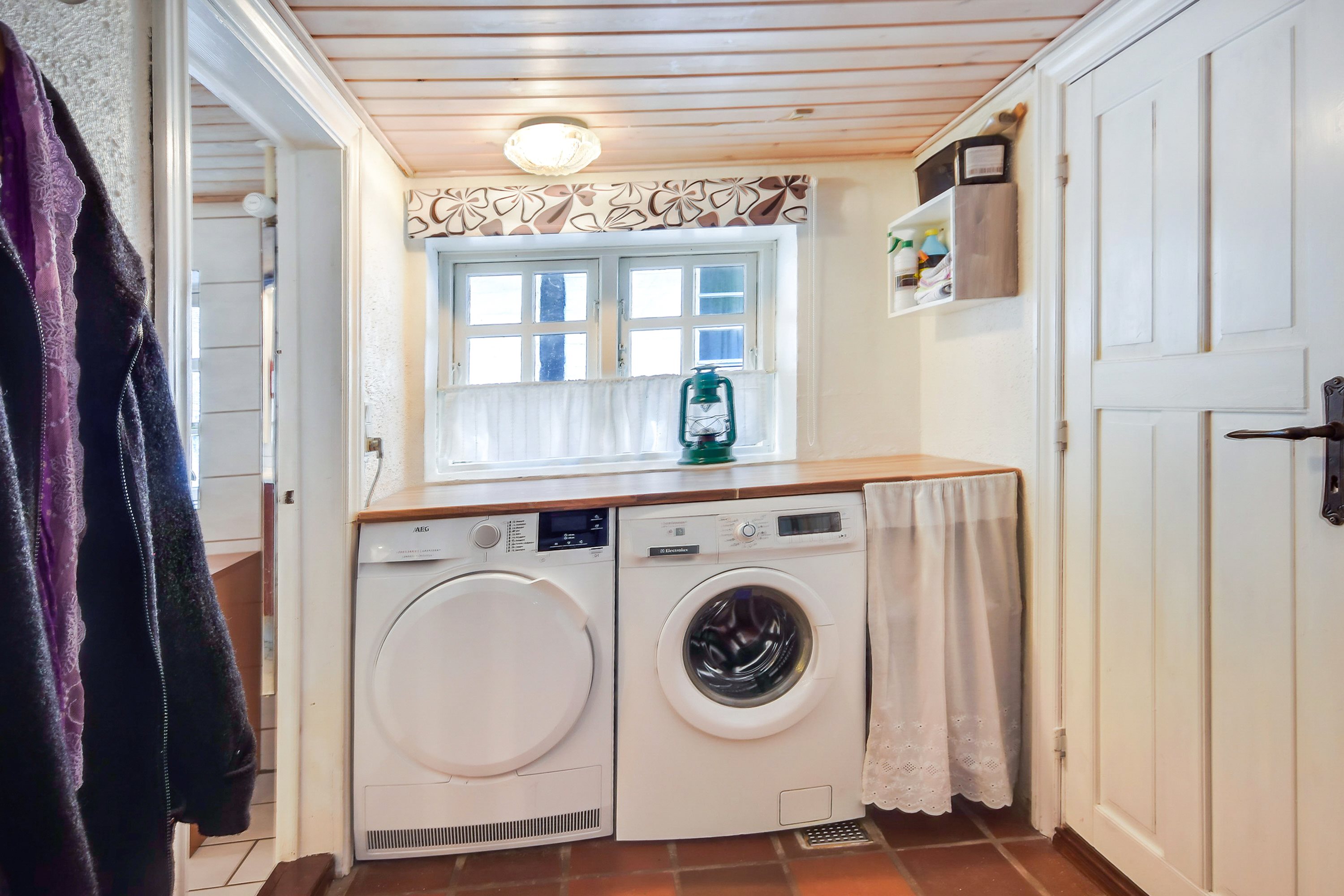 Fremhævet badeværelse billede i fuldskærmstilstand. Billede af Smedegade 4, Ketting, 6440 Augustenborg