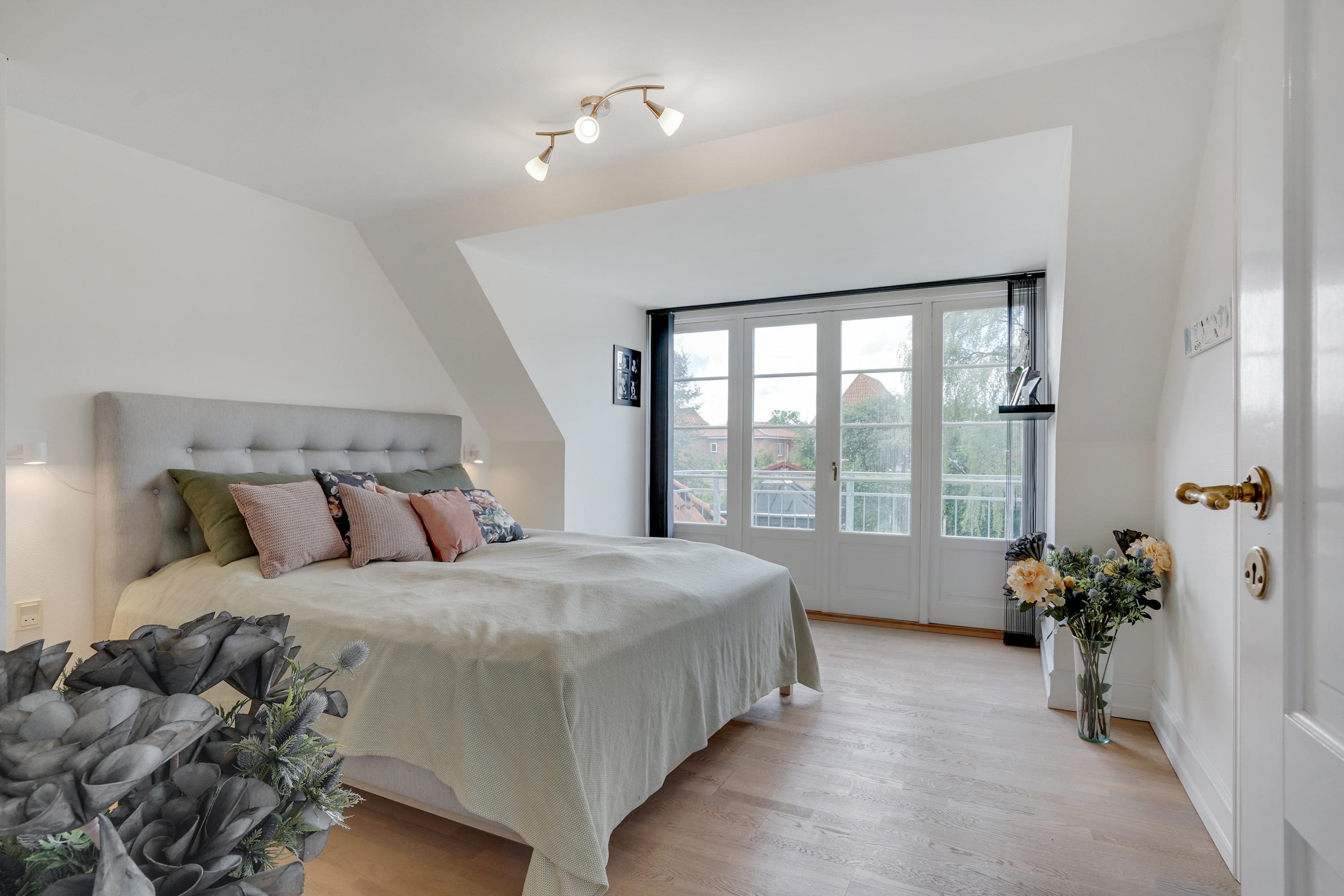 Fremhævet soveværelse billede i fuldskærmstilstand. Billede af Brendstrupsvej 33, 6800 Varde