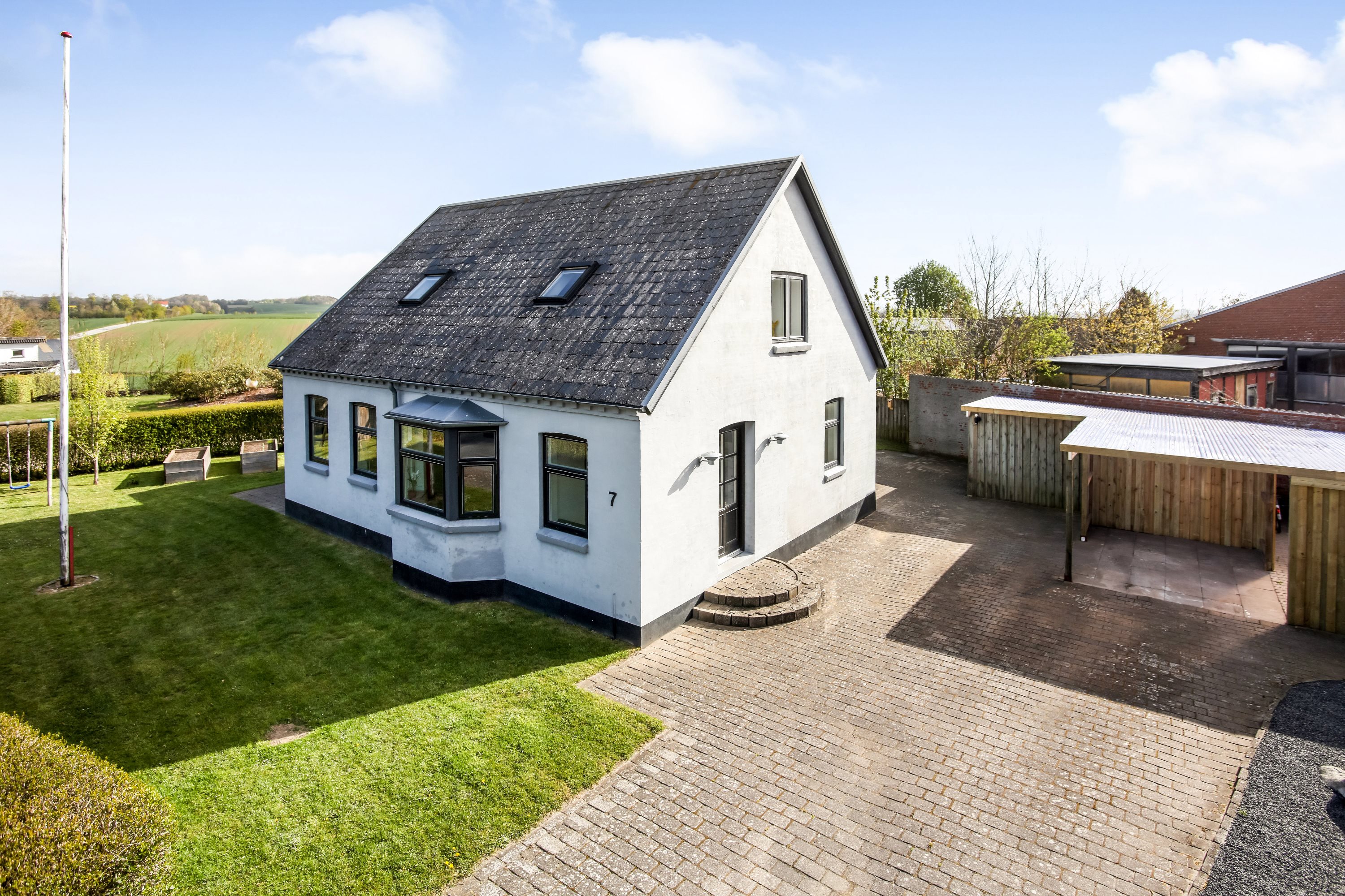 Miniaturebillede 1: ejendommen. Billede af Hårupgade 7, Hårup, 8740 Brædstrup