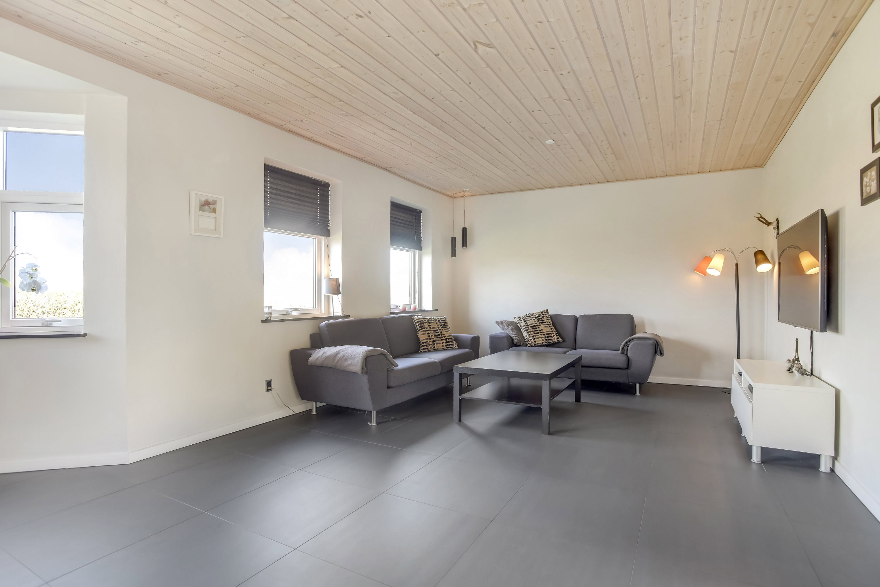 Fremhævet stue billede i fuldskærmstilstand. Billede af Hårupgade 7, Hårup, 8740 Brædstrup