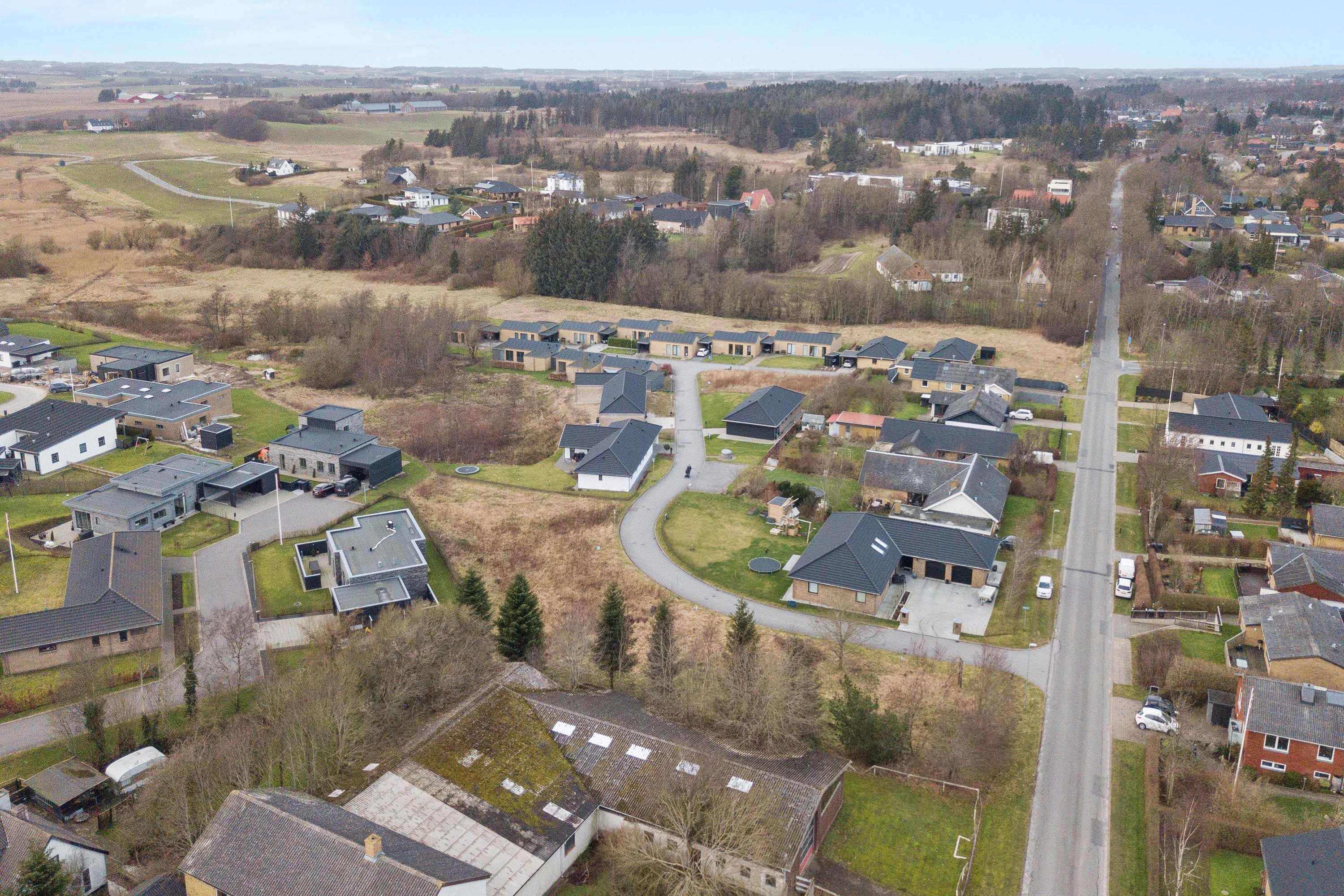 Miniaturebillede 1: luftfoto. Billede af Engparken 7, 9800 Hjørring