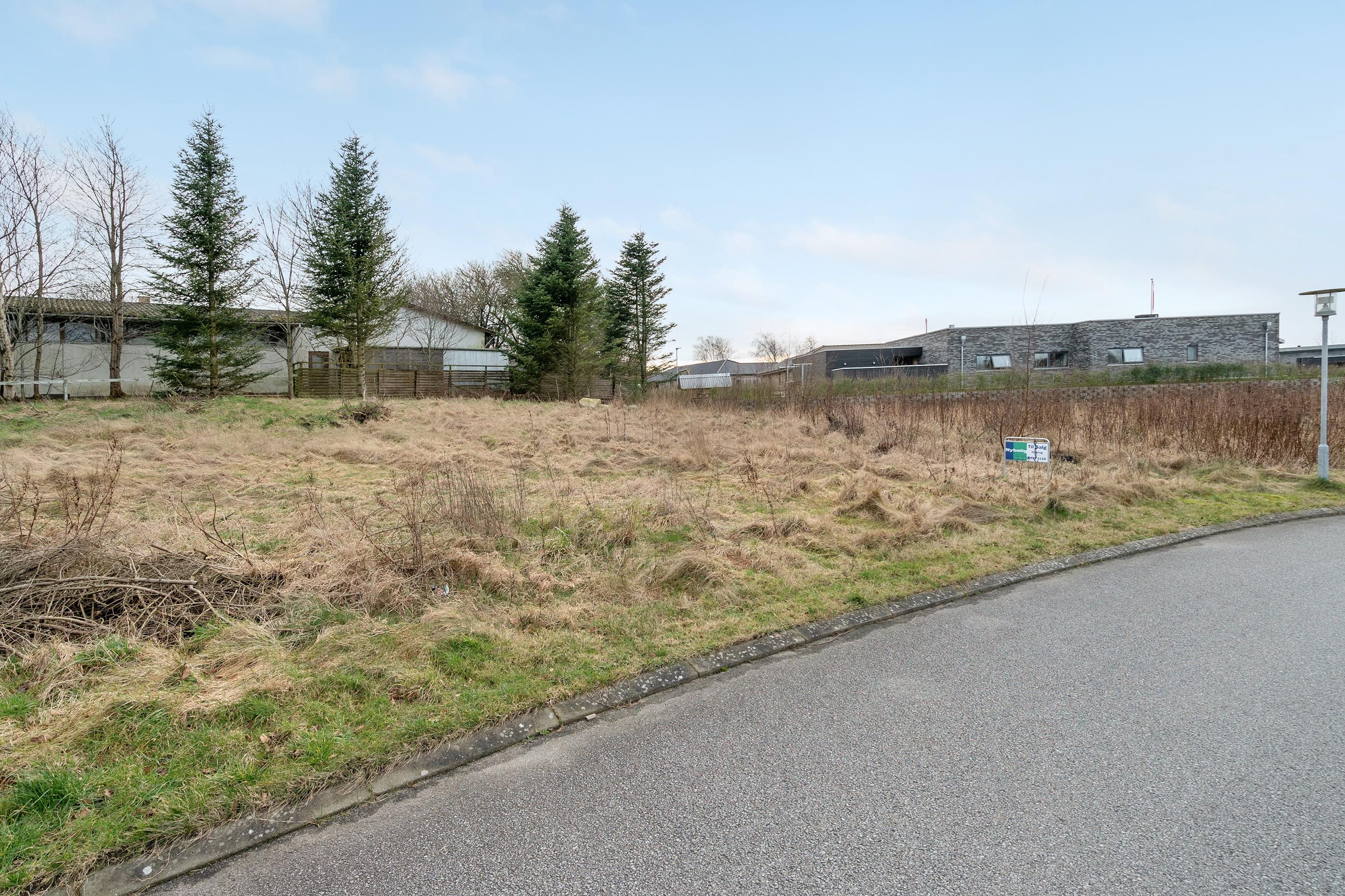 Fremhævet grund billede i fuldskærmstilstand. Billede af Engparken 7, 9800 Hjørring