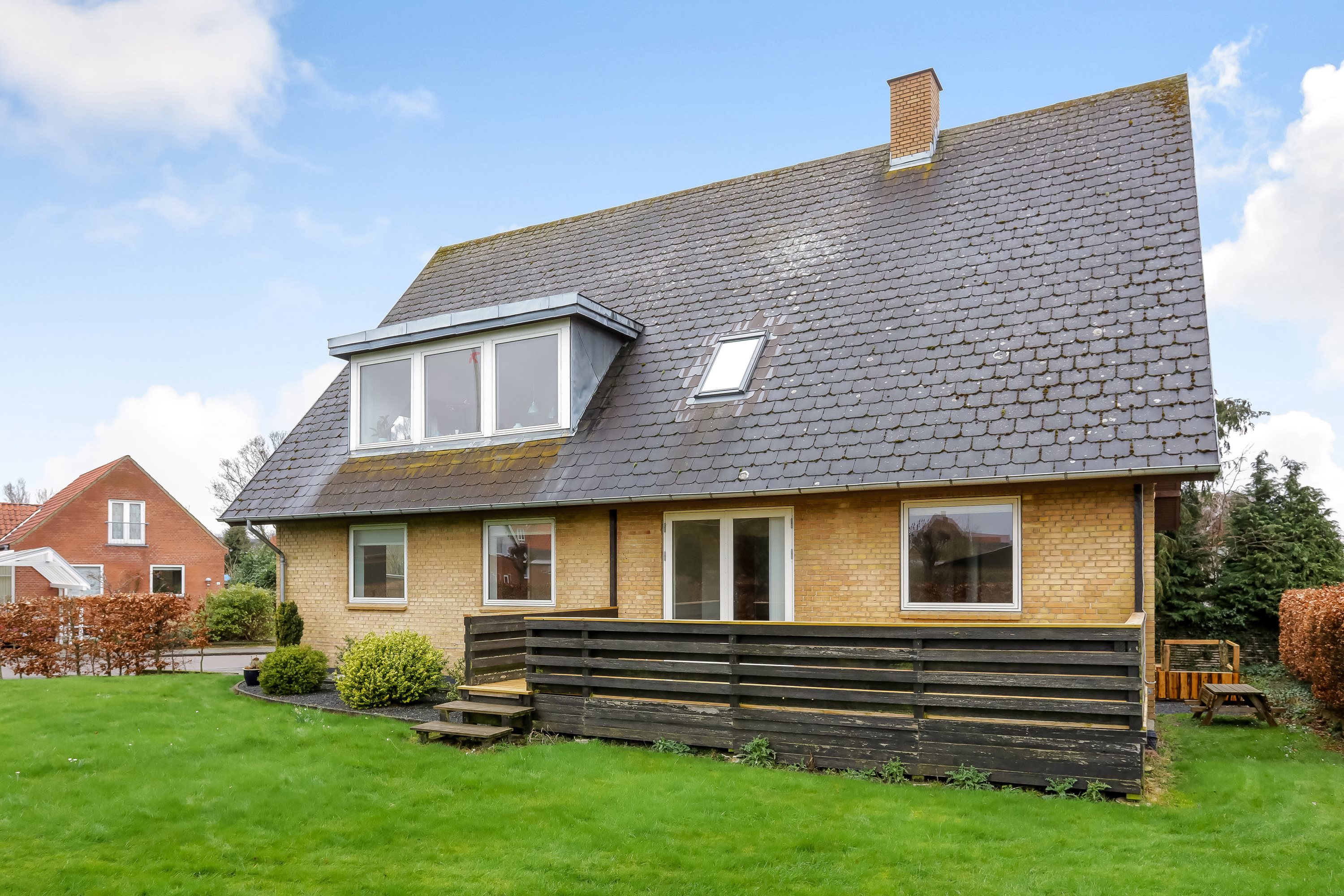 Fremhævet ejendommen billede i fuldskærmstilstand. Billede af Sct. Laurentii Vej 24, 8800 Viborg