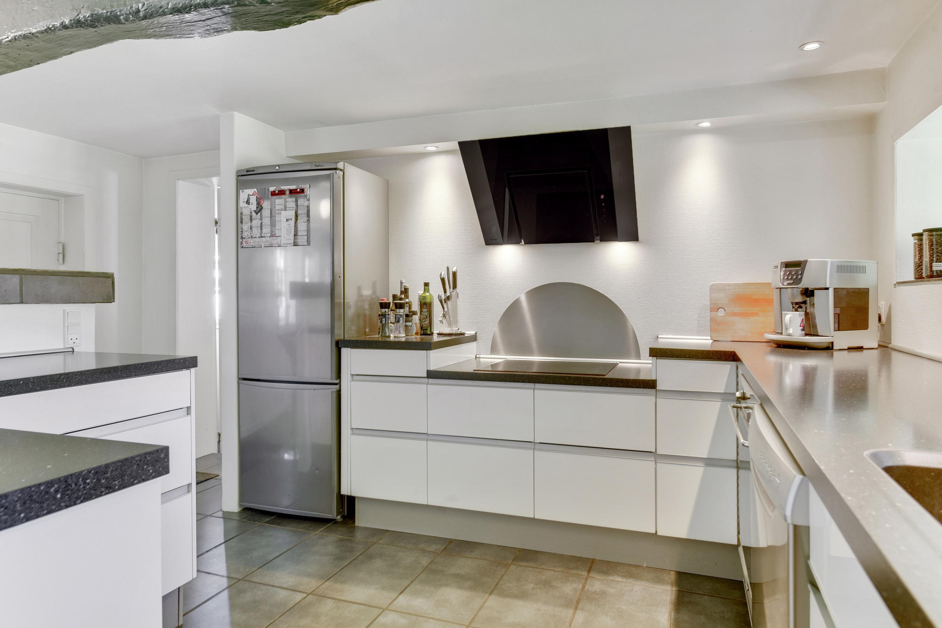 Fremhævet køkken billede i fuldskærmstilstand. Billede af Vilstrup Bysving 29, Sdr. Vilstrup, 6100 Haderslev