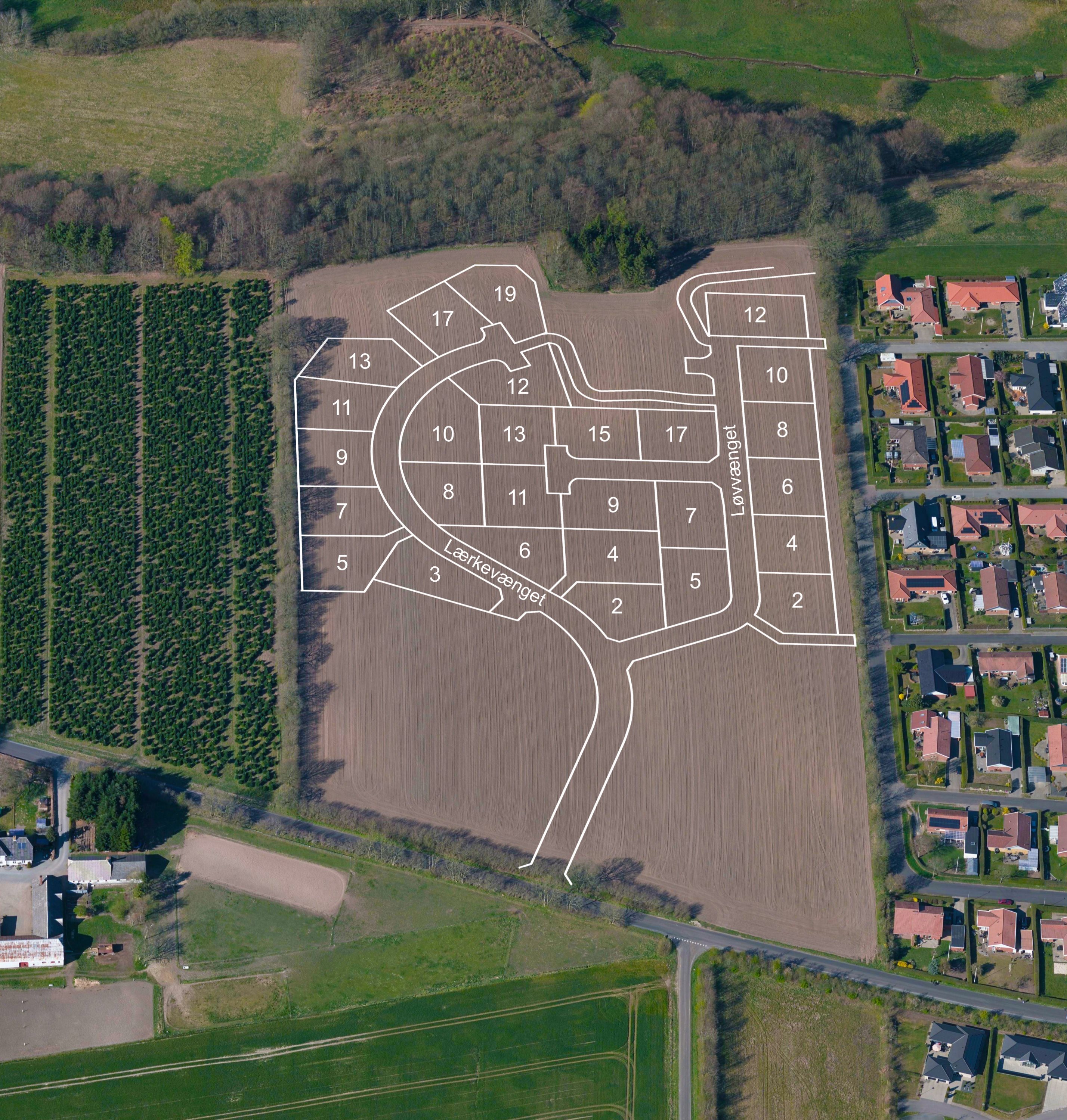 Miniaturebillede 1: byggegrund. Billede af Lærkevænget 2, 6051 Almind