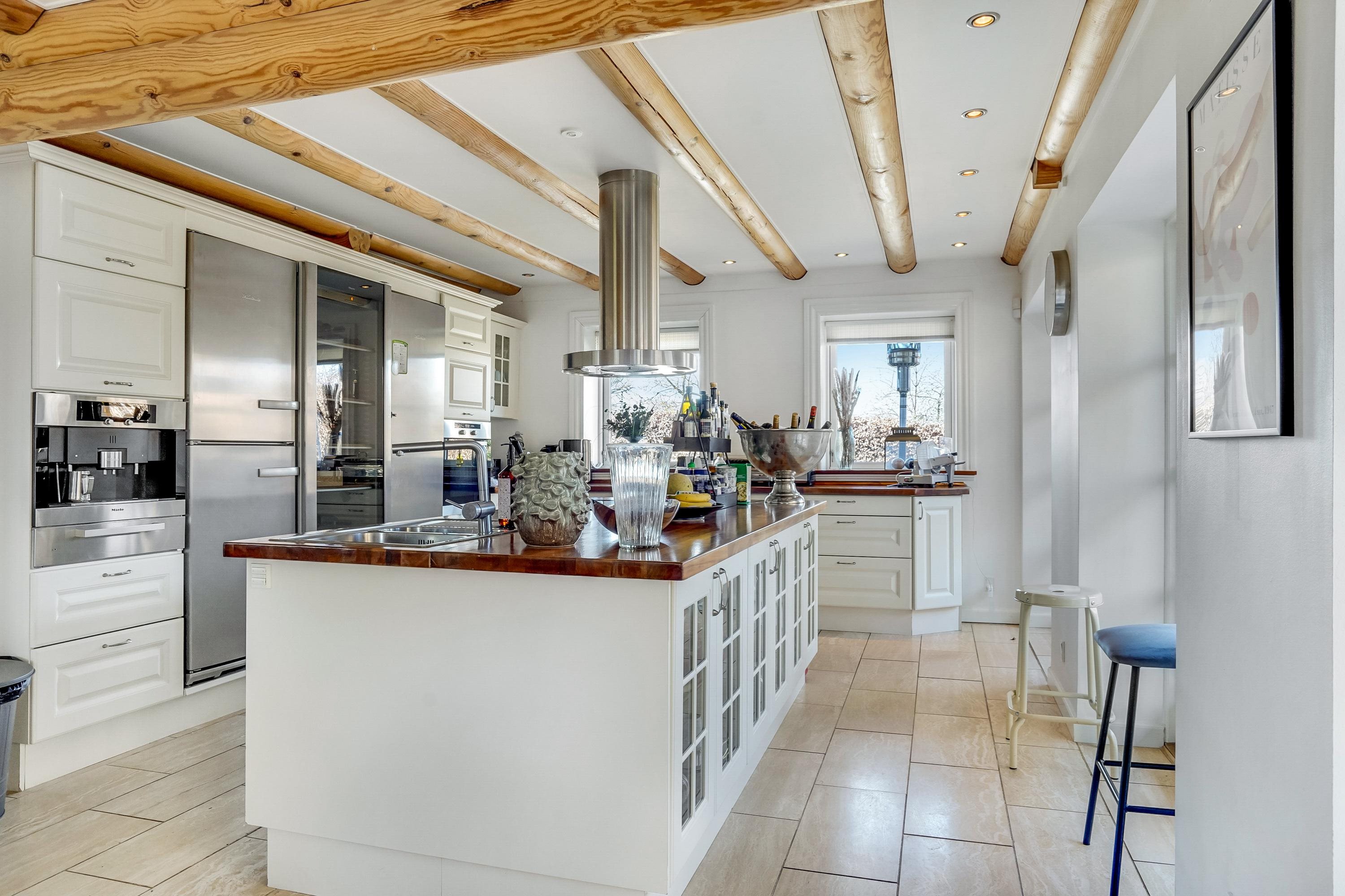 Fremhævet køkken billede i fuldskærmstilstand. Billede af Elleholmvej 15B, Ravnebjerg, 5250 Odense SV