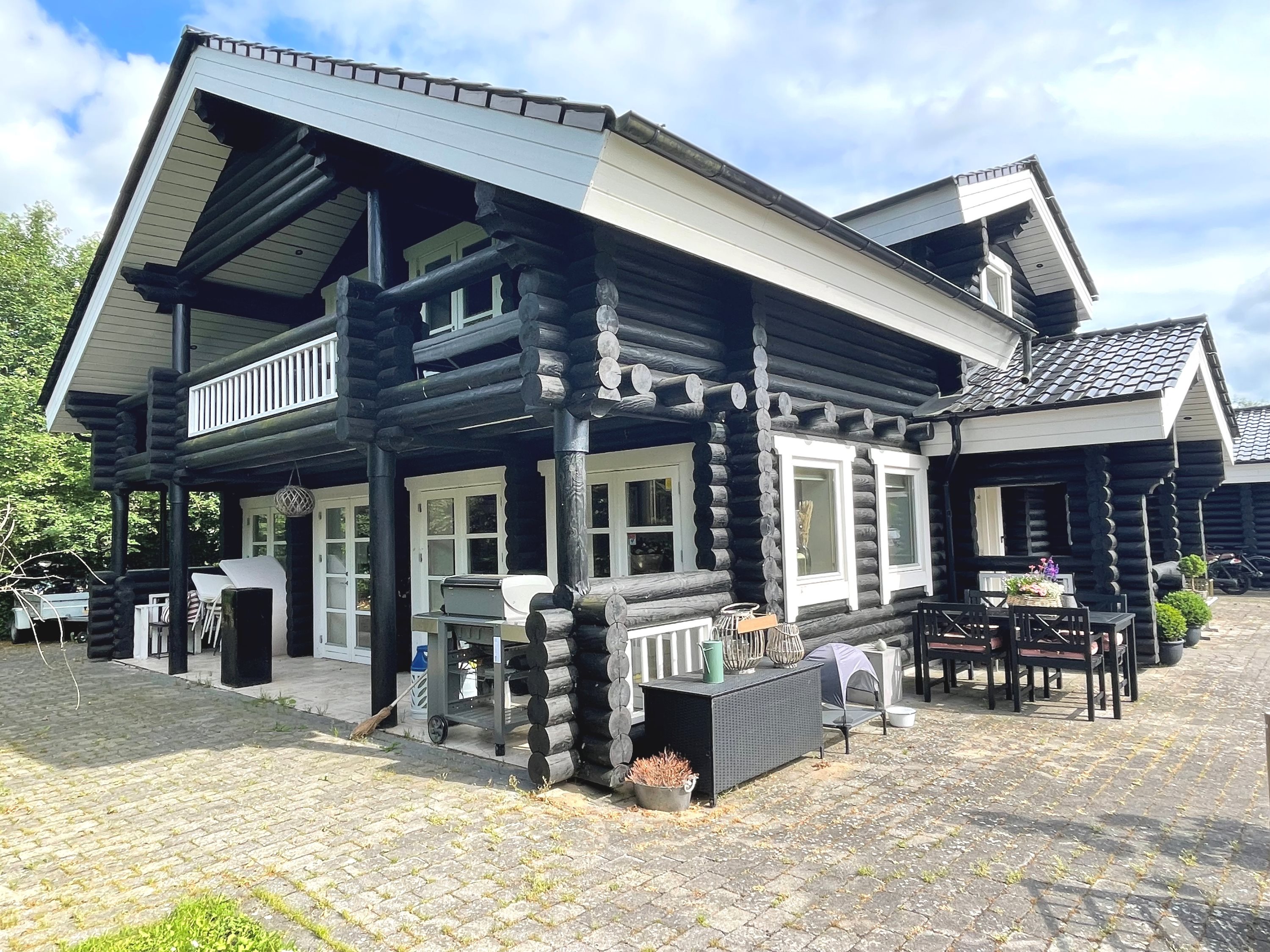 Fremhævet andet billede i fuldskærmstilstand. Billede af Elleholmvej 15B, Ravnebjerg, 5250 Odense SV