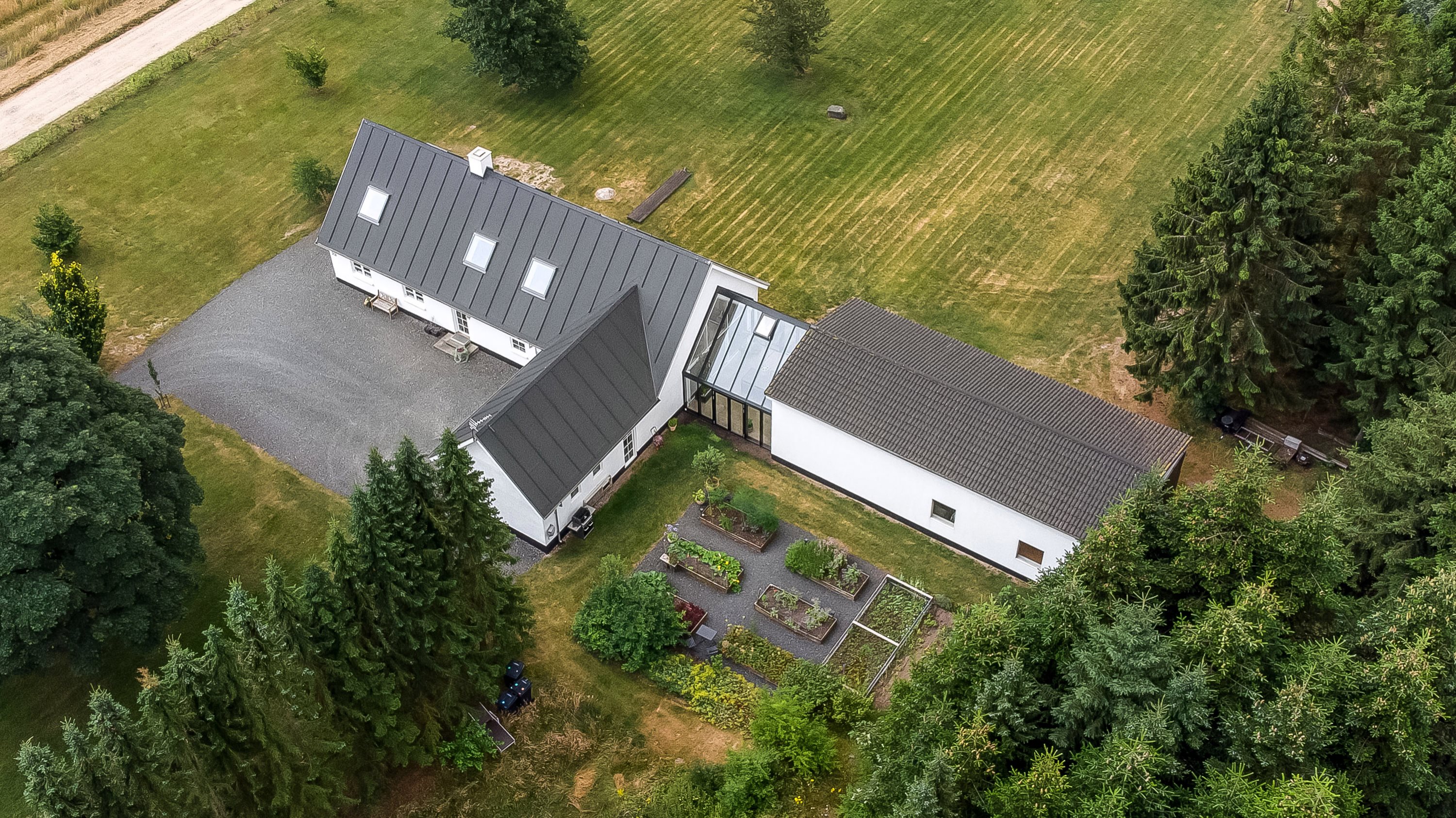 Fremhævet område billede i fuldskærmstilstand. Billede af Buskhedevej 23, 8600 Silkeborg