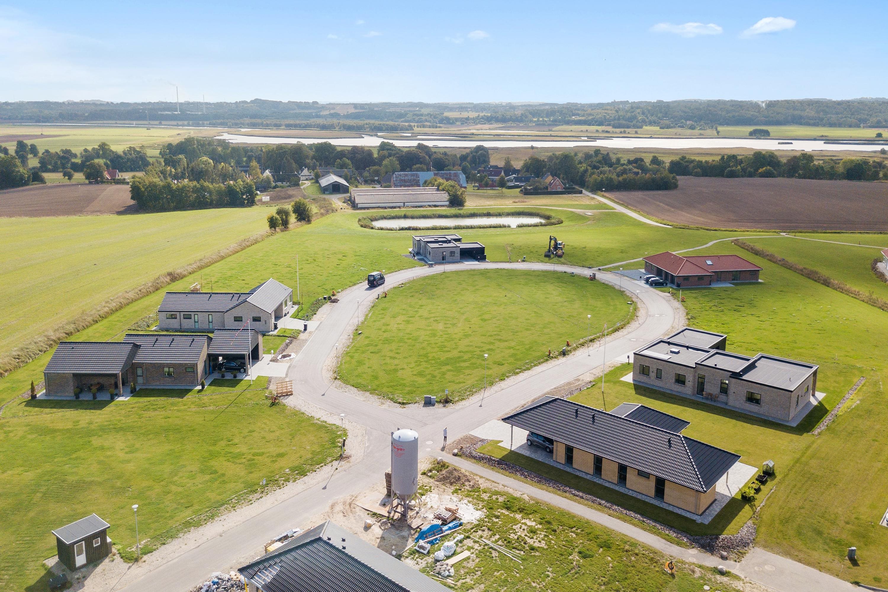 Fremhævet luftfoto billede i fuldskærmstilstand. Billede af Ingefærbakken 5, 8930 Randers NØ