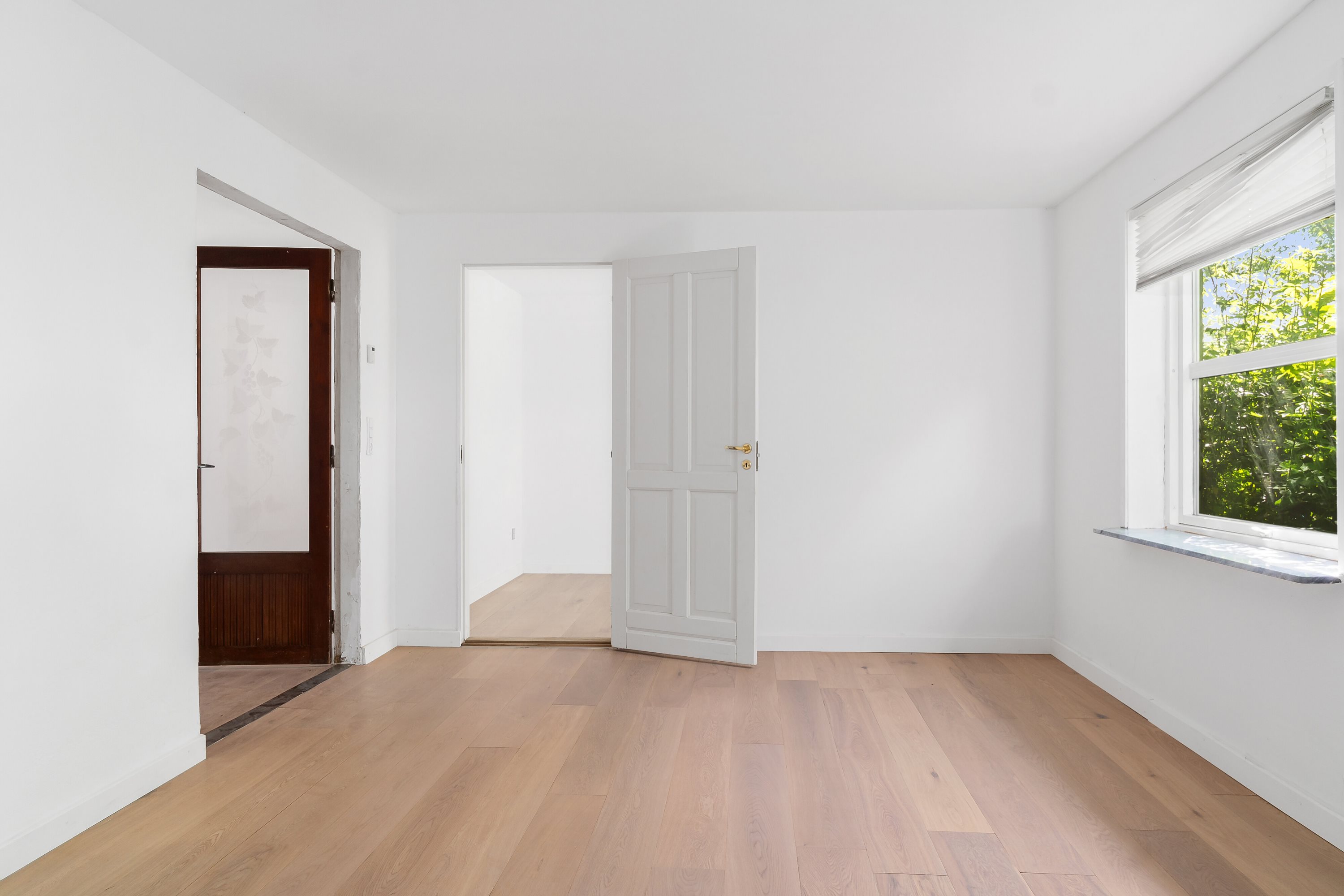 Fremhævet stue billede i fuldskærmstilstand. Billede af Vardevej 160, + 162, 7100 Vejle