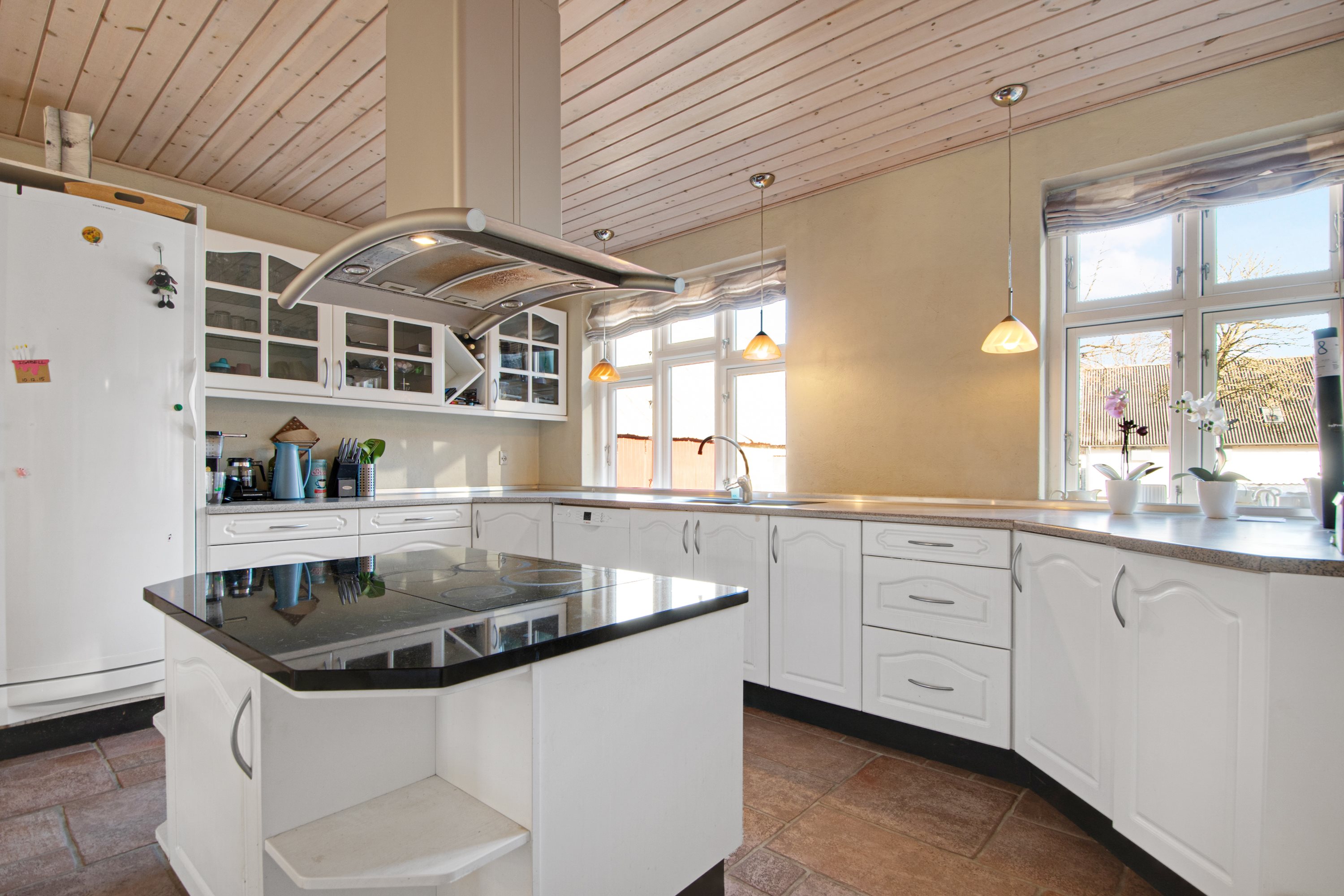 Fremhævet køkken billede i fuldskærmstilstand. Billede af Nødagervej 8, 8560 Kolind