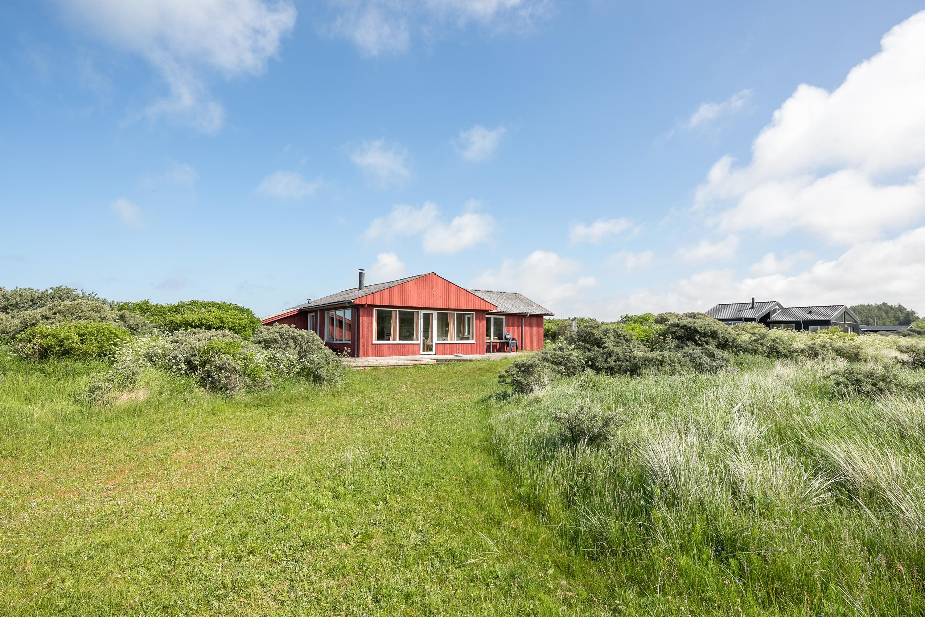 Miniaturebillede 1: ejendommen. Billede af Indemarken 26, Skallerup, 9800 Hjørring