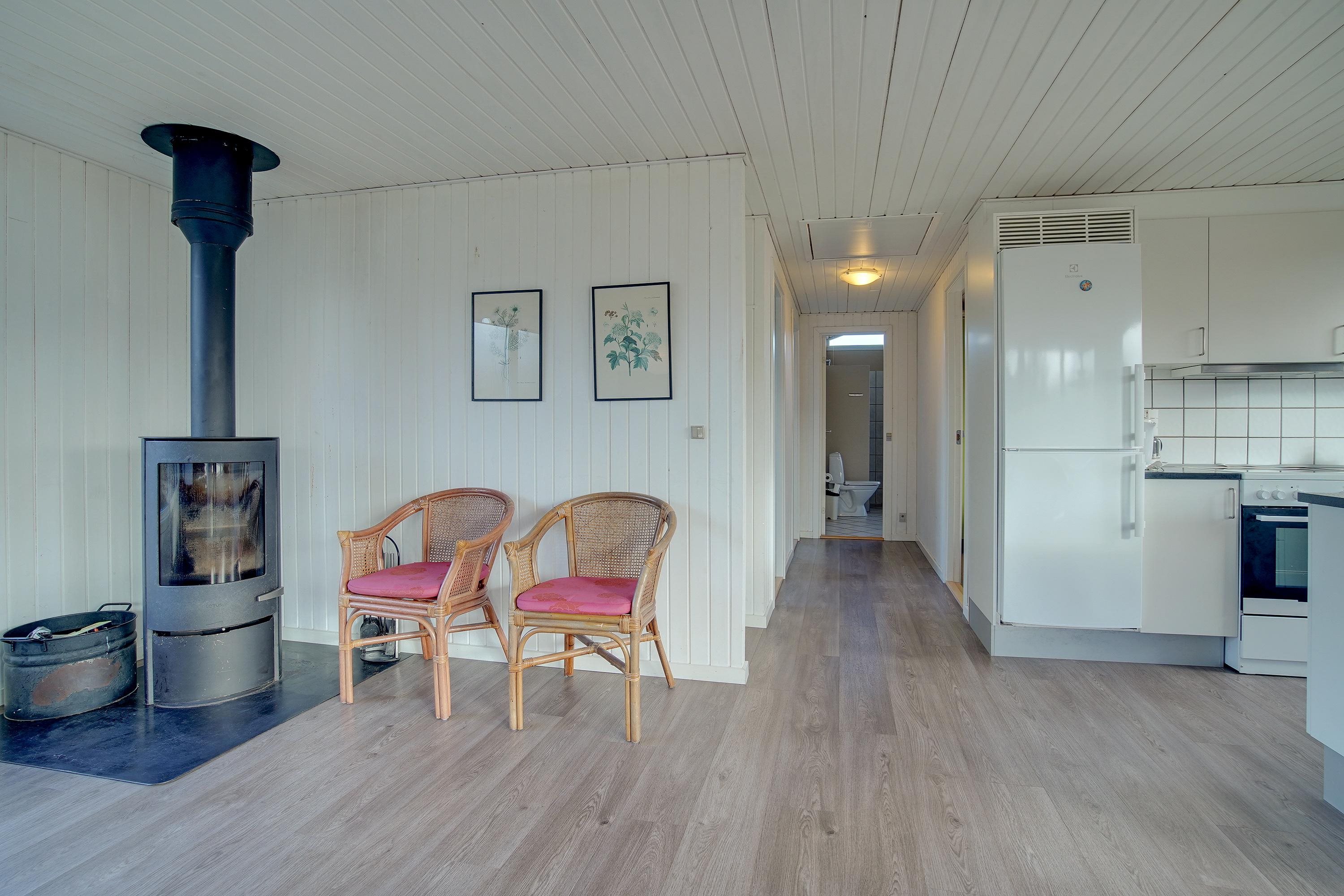 Fremhævet stue billede i fuldskærmstilstand. Billede af Indemarken 28, Skal Klit, 9800 Hjørring