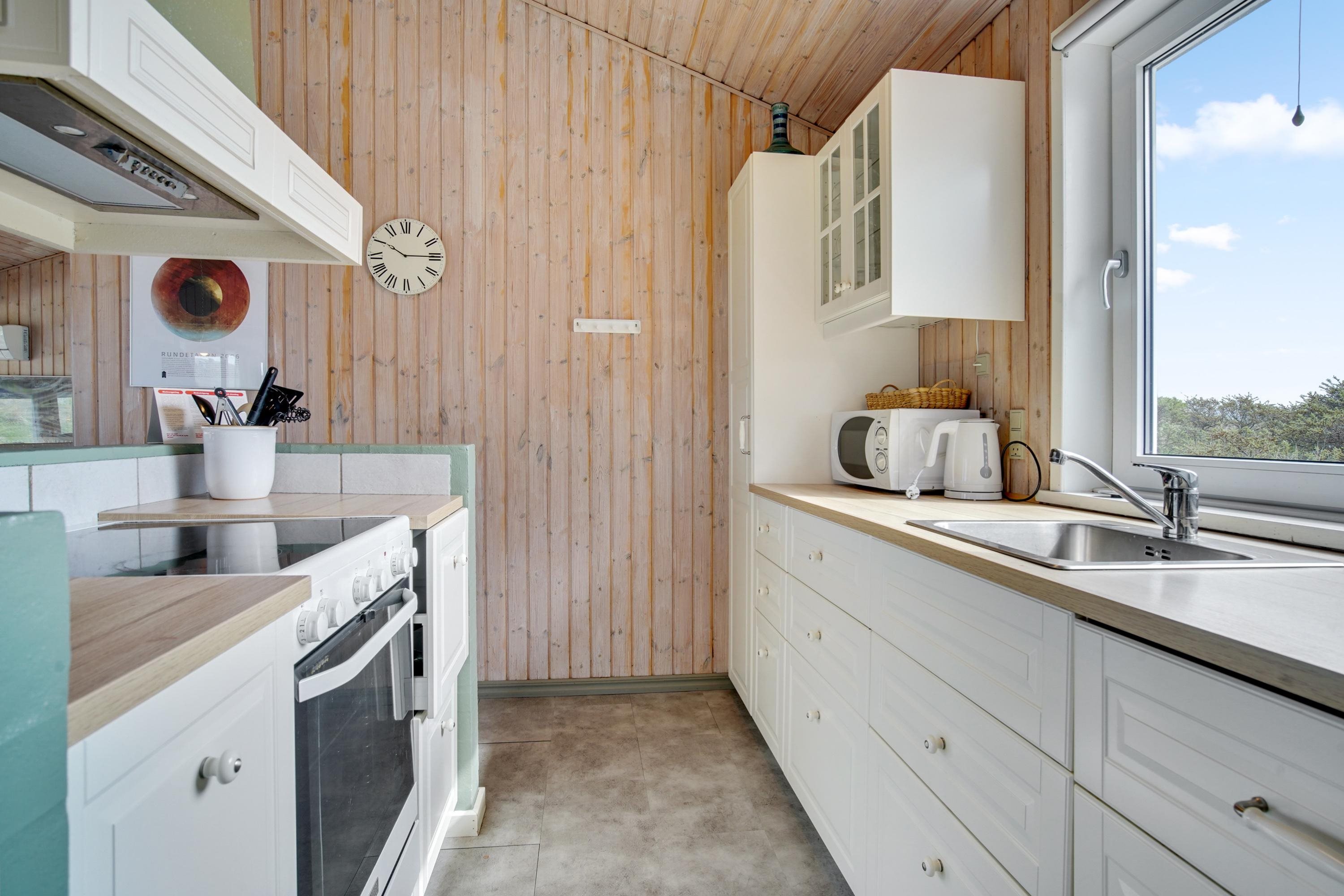 Fremhævet køkken billede i fuldskærmstilstand. Billede af Indemarken 39, Skallerup, 9800 Hjørring